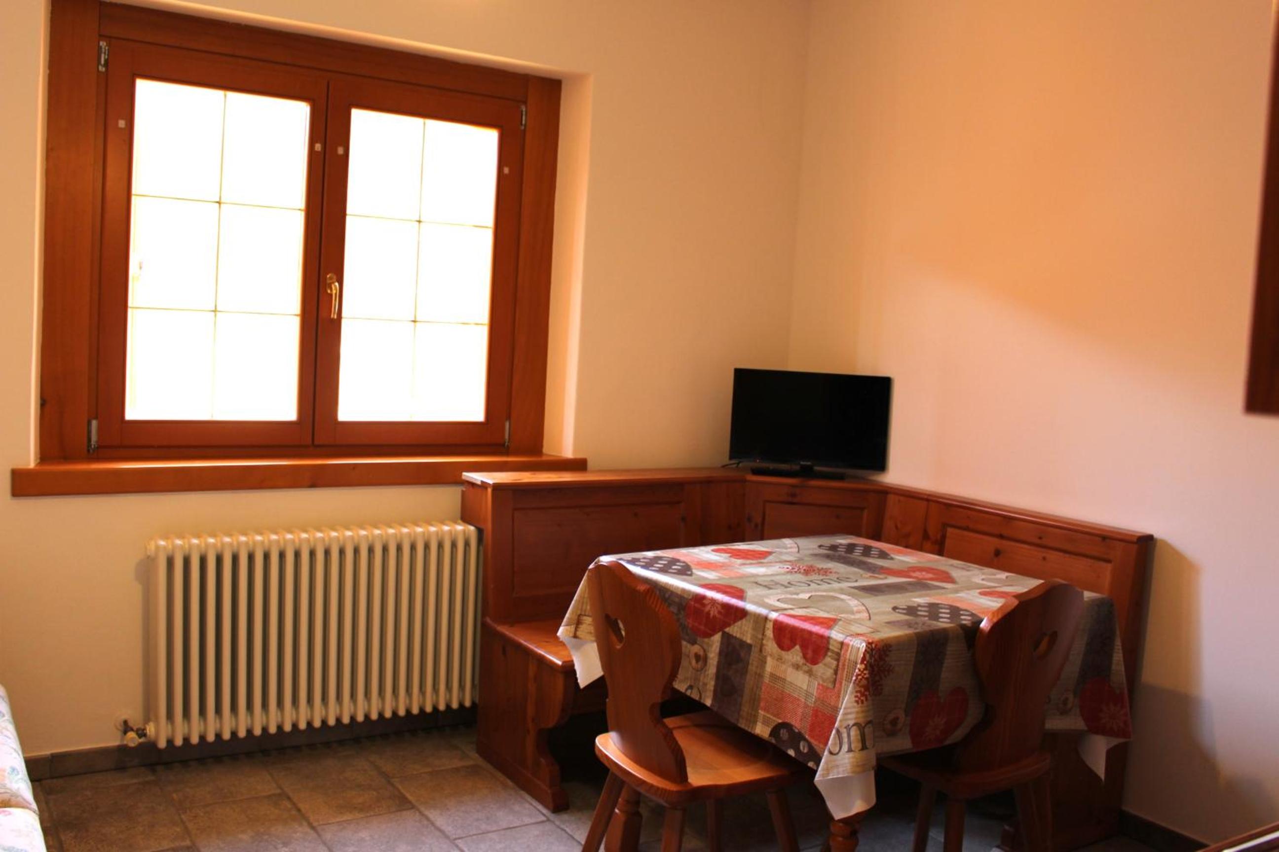 One-Bedroom Standard Apartment