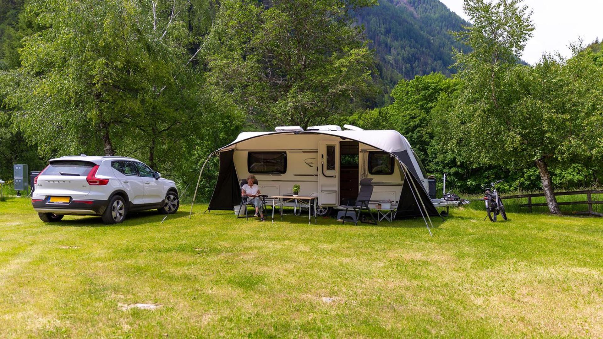 Superior Empty Lot only for Camper or Caravan) photo 3