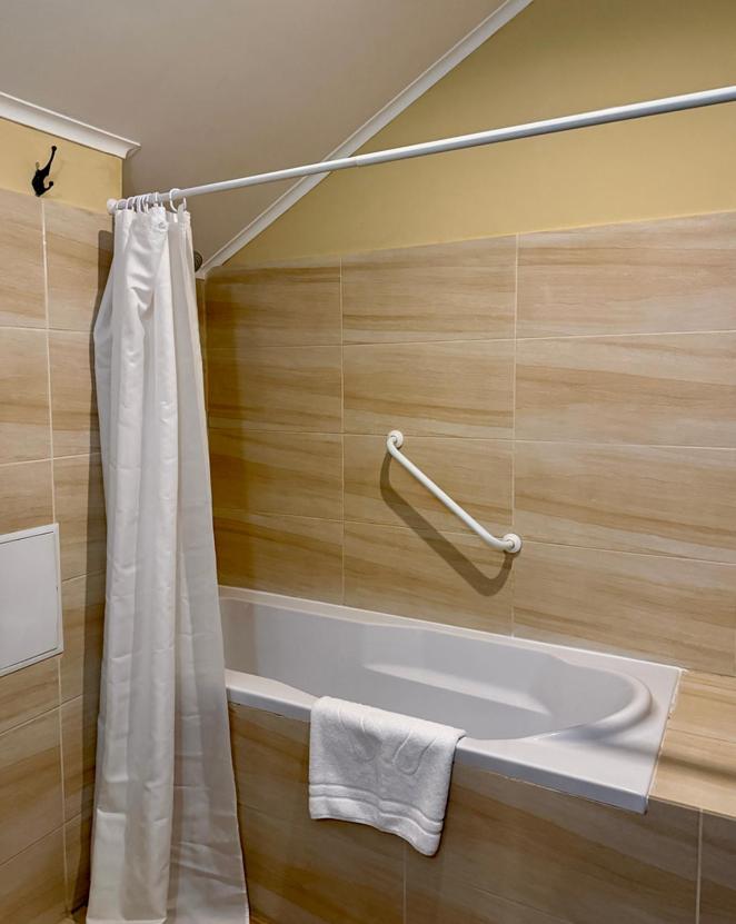 Double or Twin Room - Disability Access photo 1