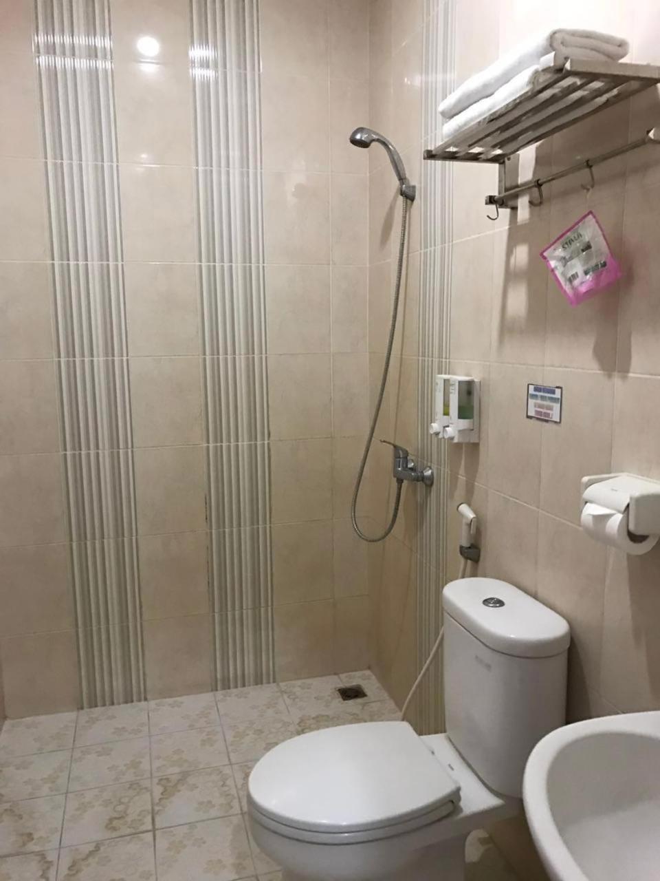  Deluxe Room (2 adults + 1 child) - Photo 3