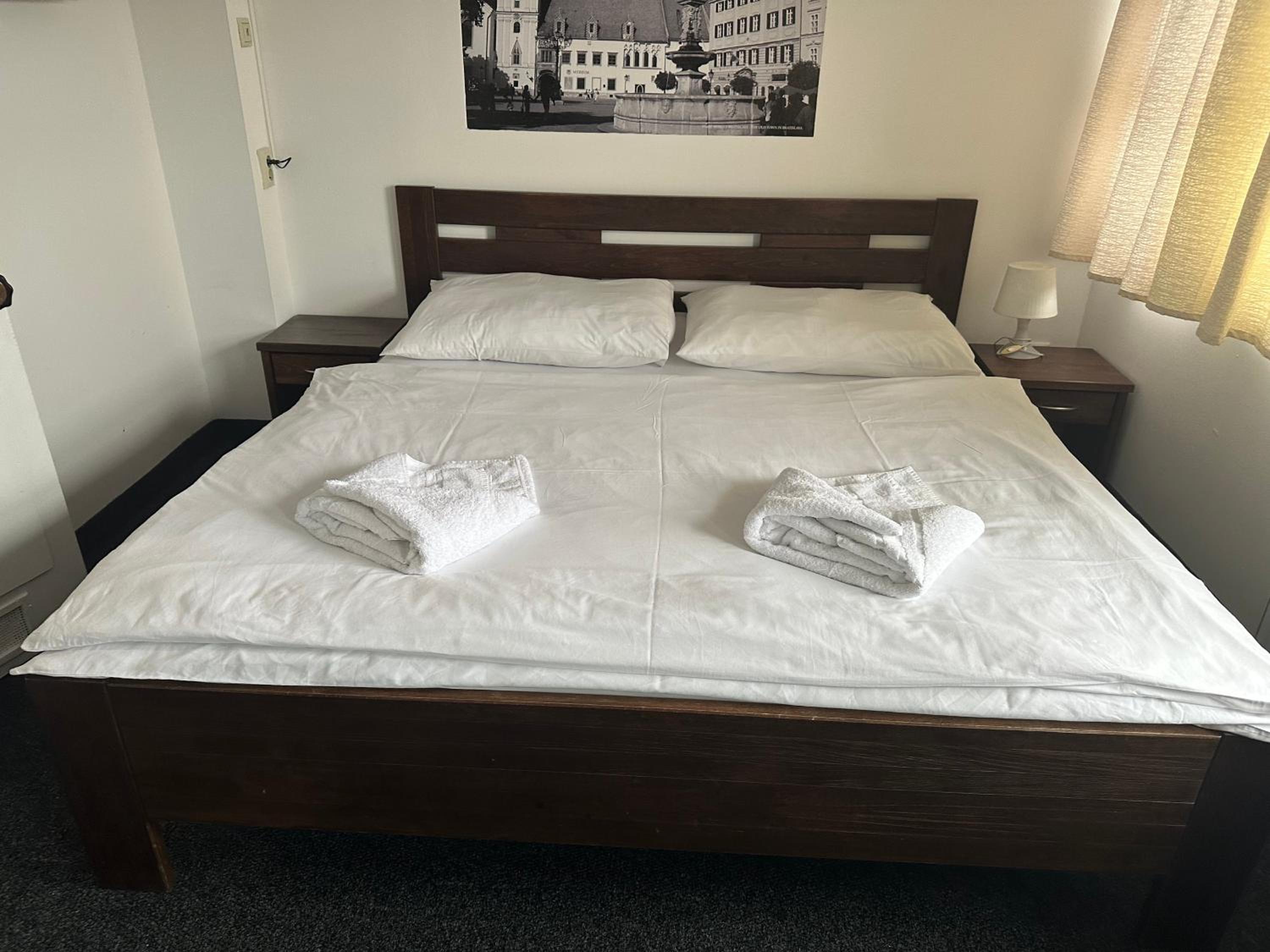 Room with Double bed and River View photo 3
