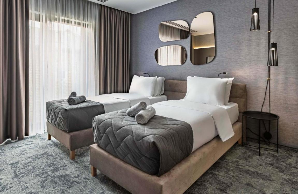 Double or Twin Room with Balcony photo 3
