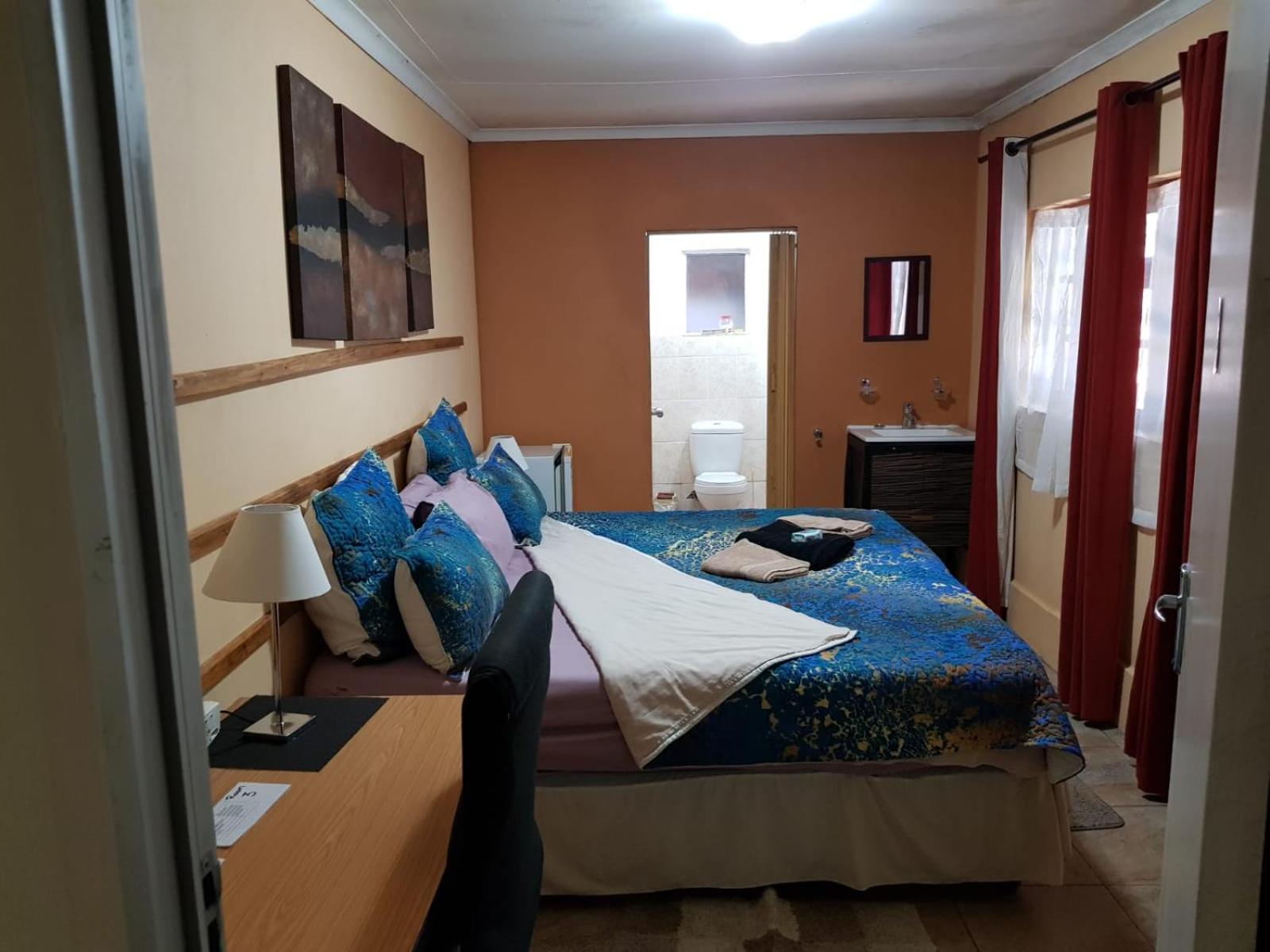 Double Room with Private Bathroom