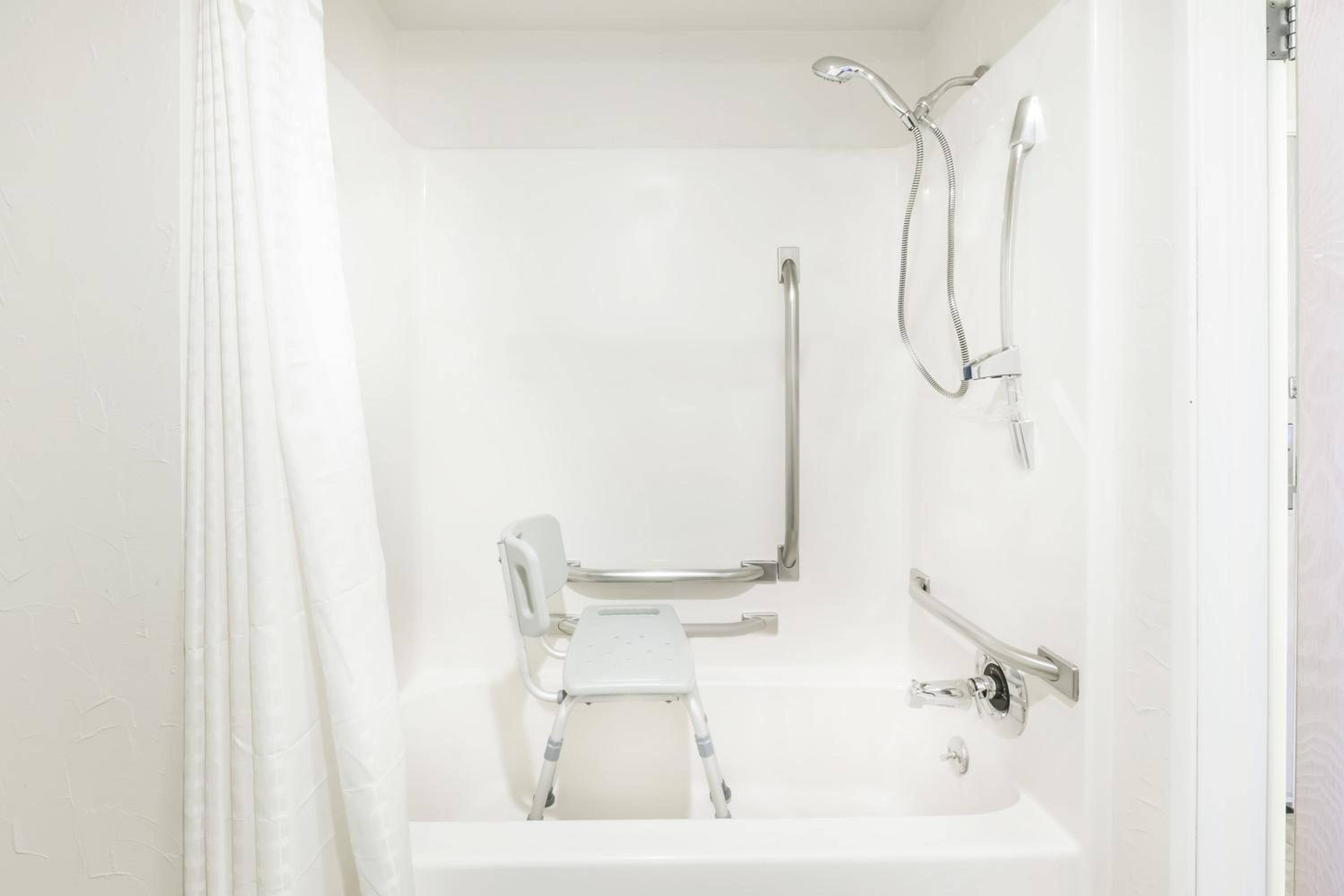 Queen Room - Disability Access/Non-Smoking - Photo 3