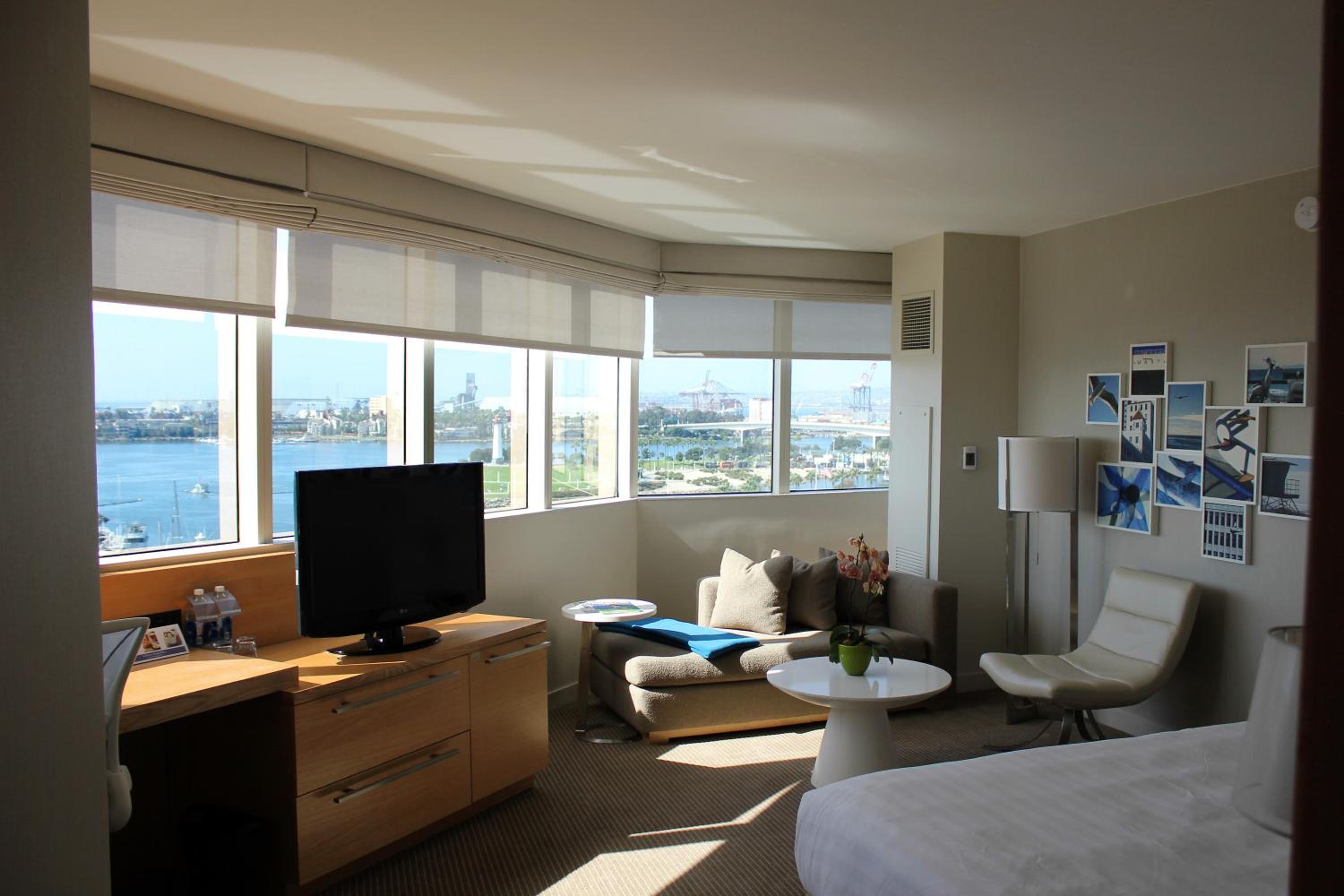 Corner King Room with Harbor View - Photo 1