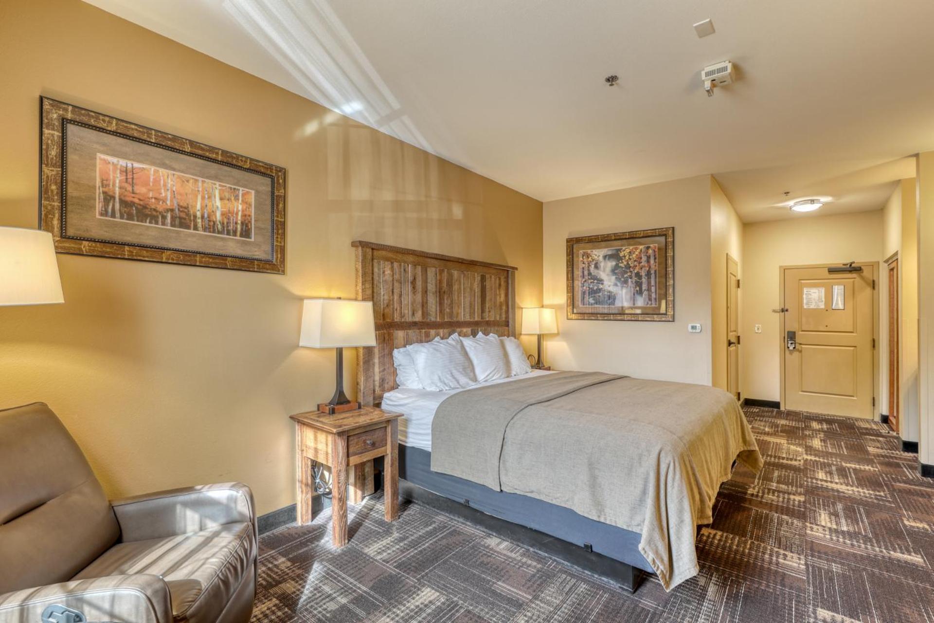The Lodge at Deadwood, Billede 2