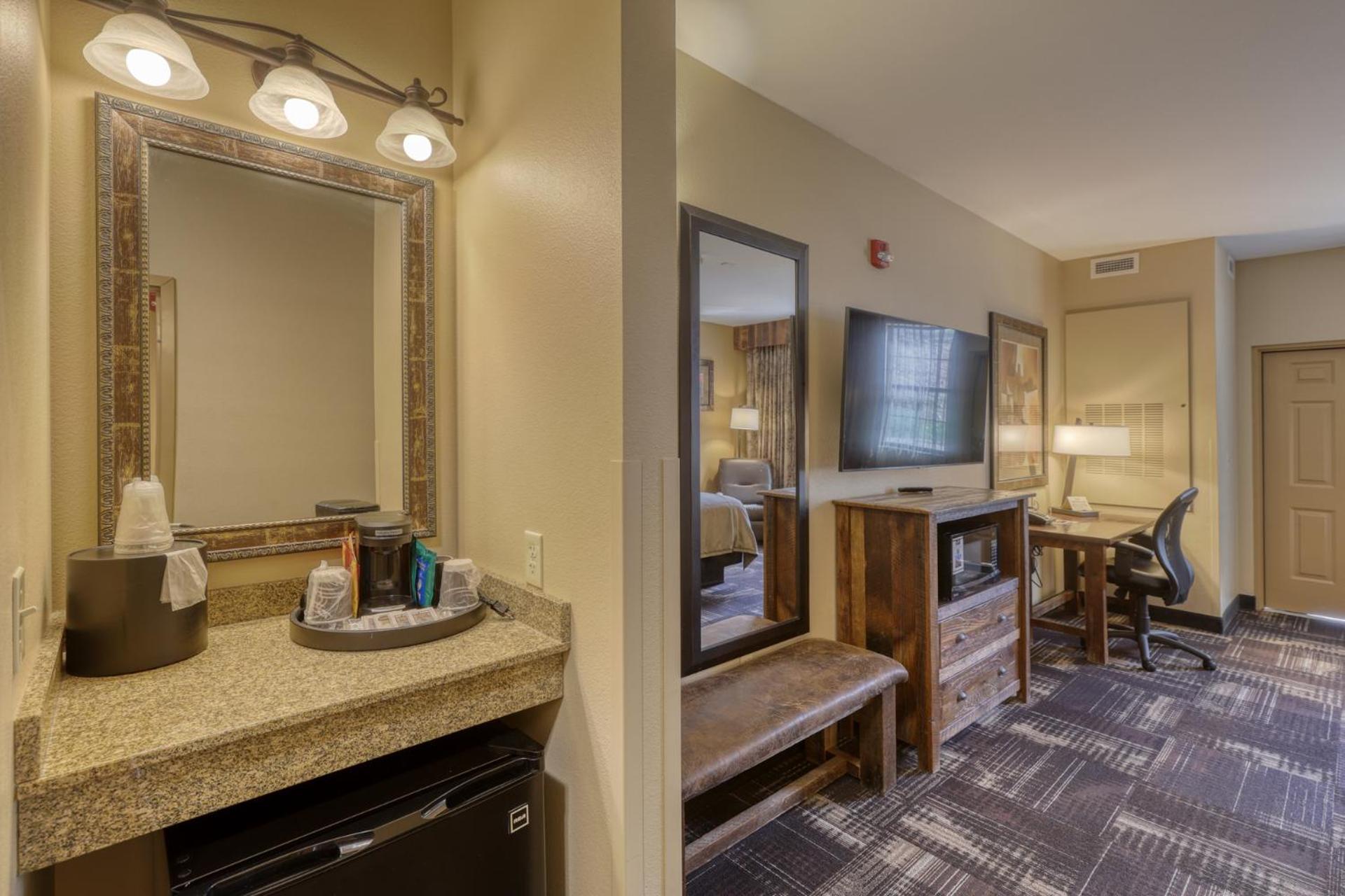 The Lodge at Deadwood, Billede 4