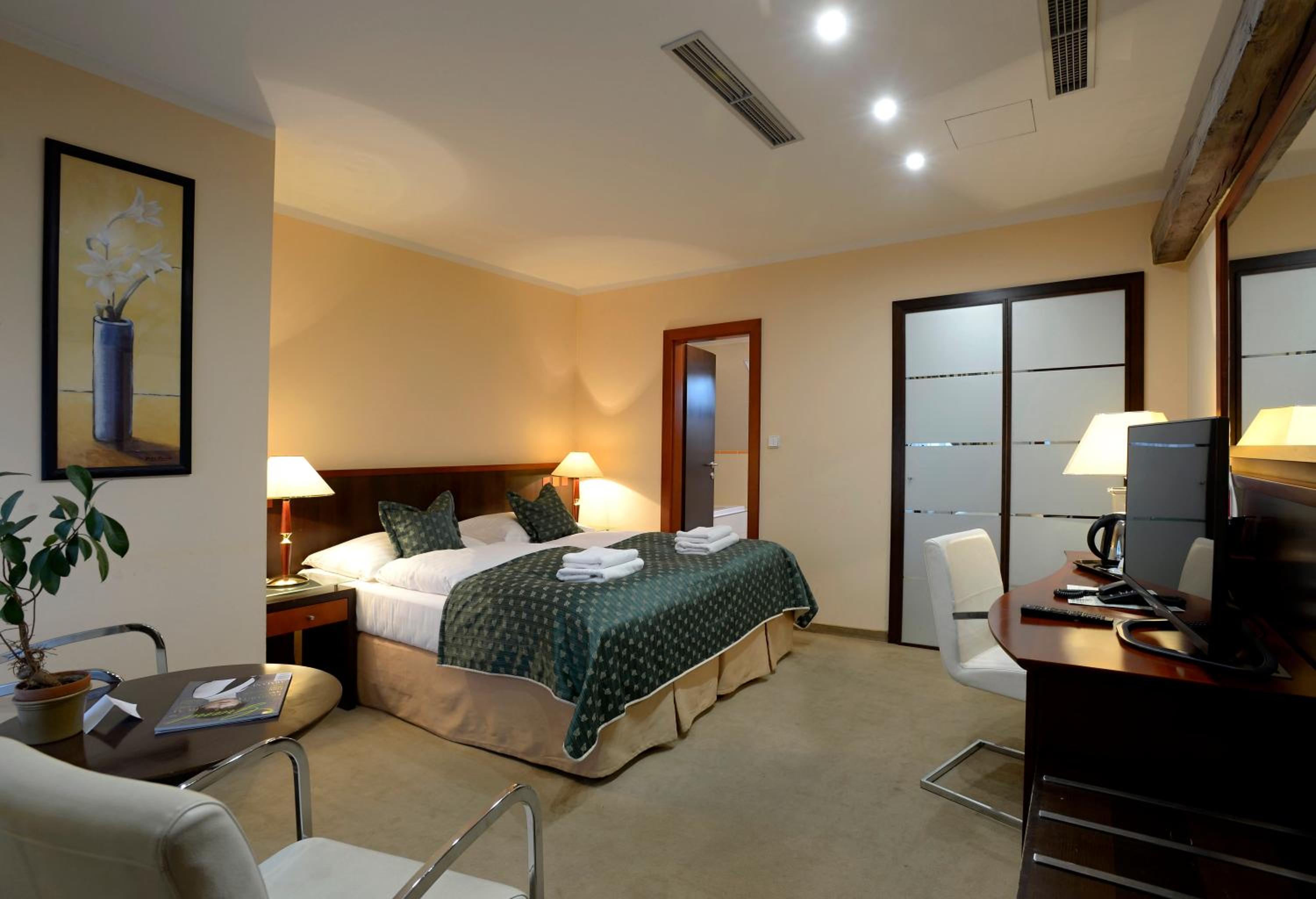 Deluxe Double Room - Photo 5