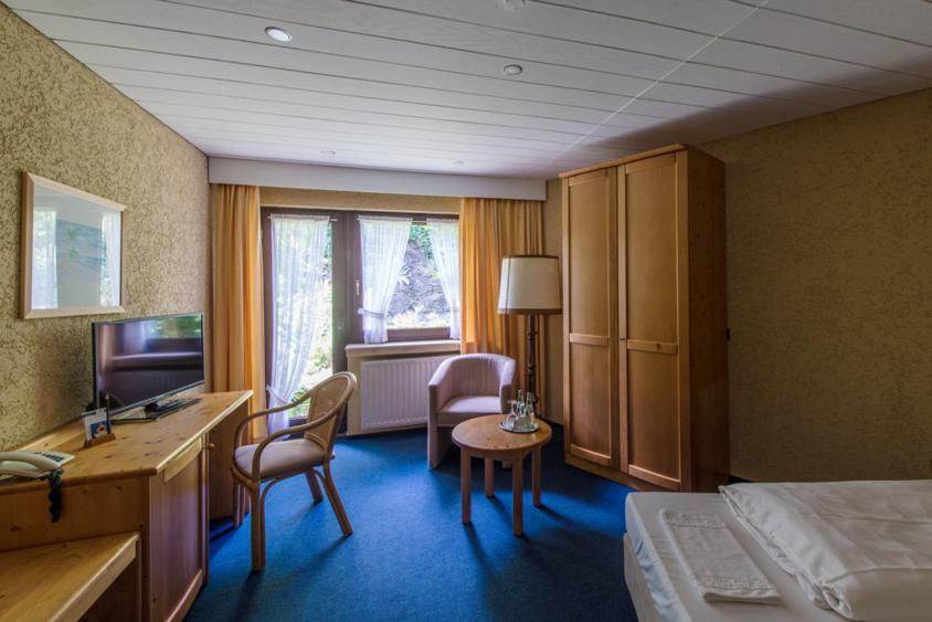 Budget Single Room photo 3