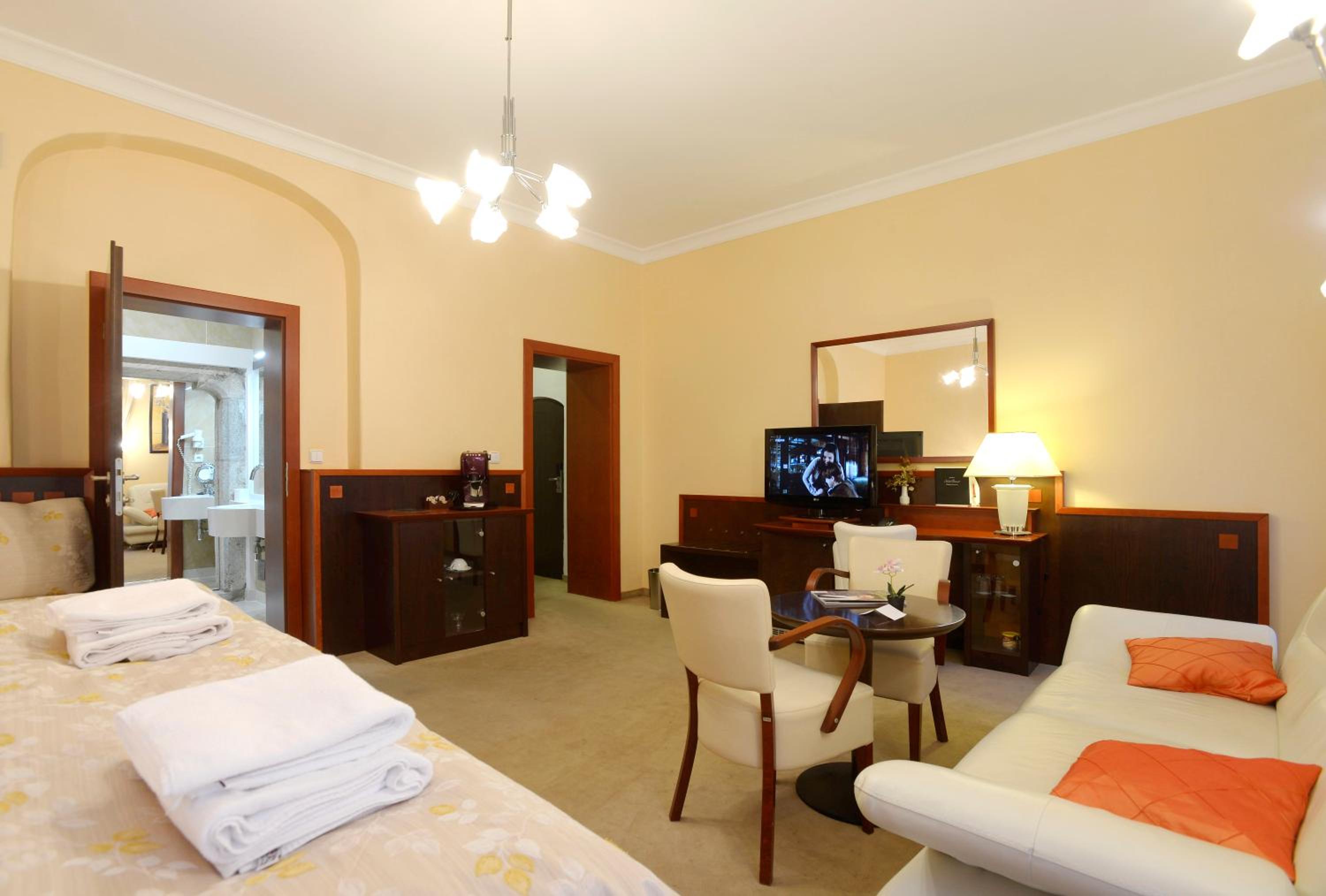 Triple Room - Photo 7