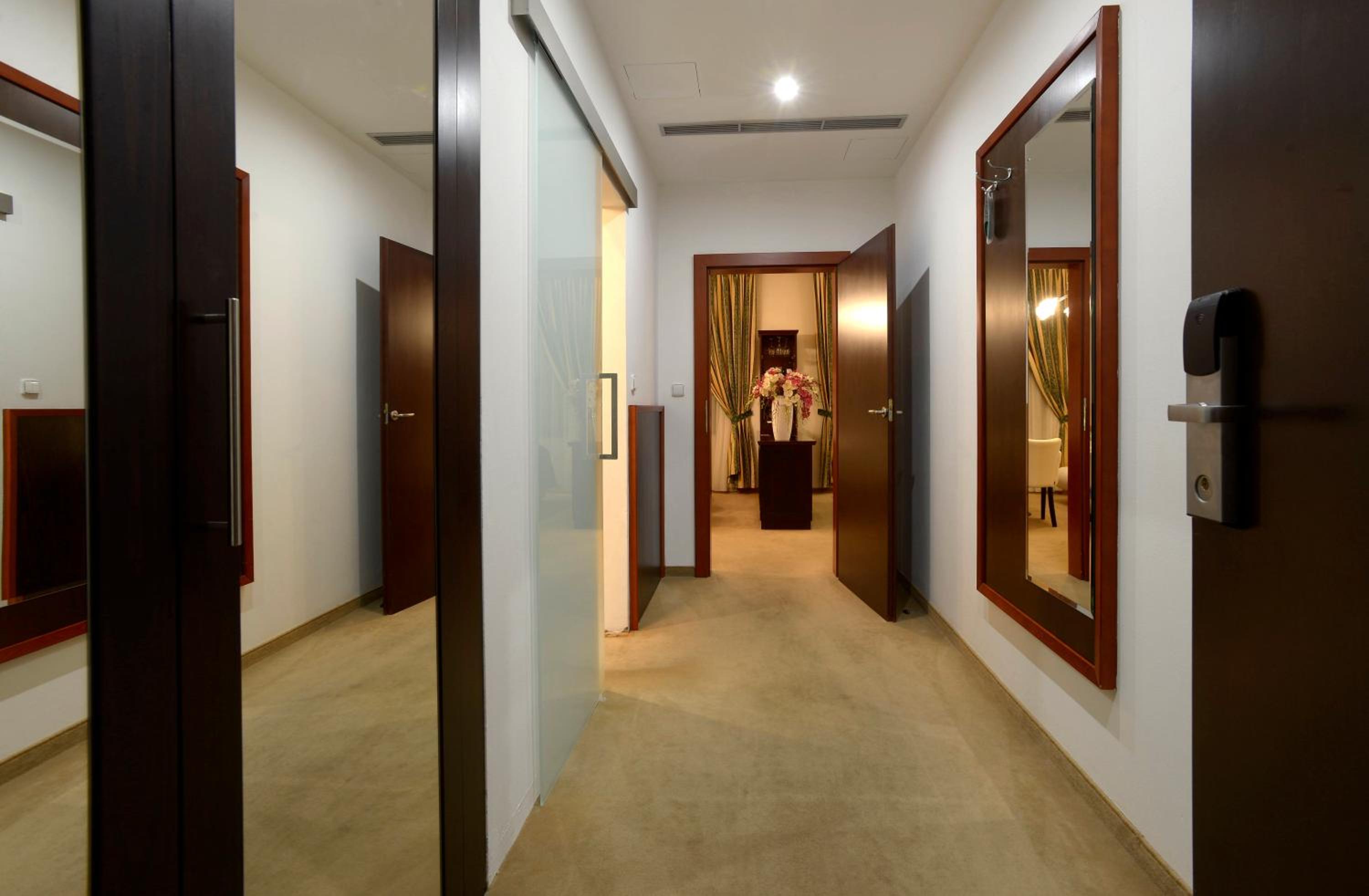 Junior Suite - Photo 7