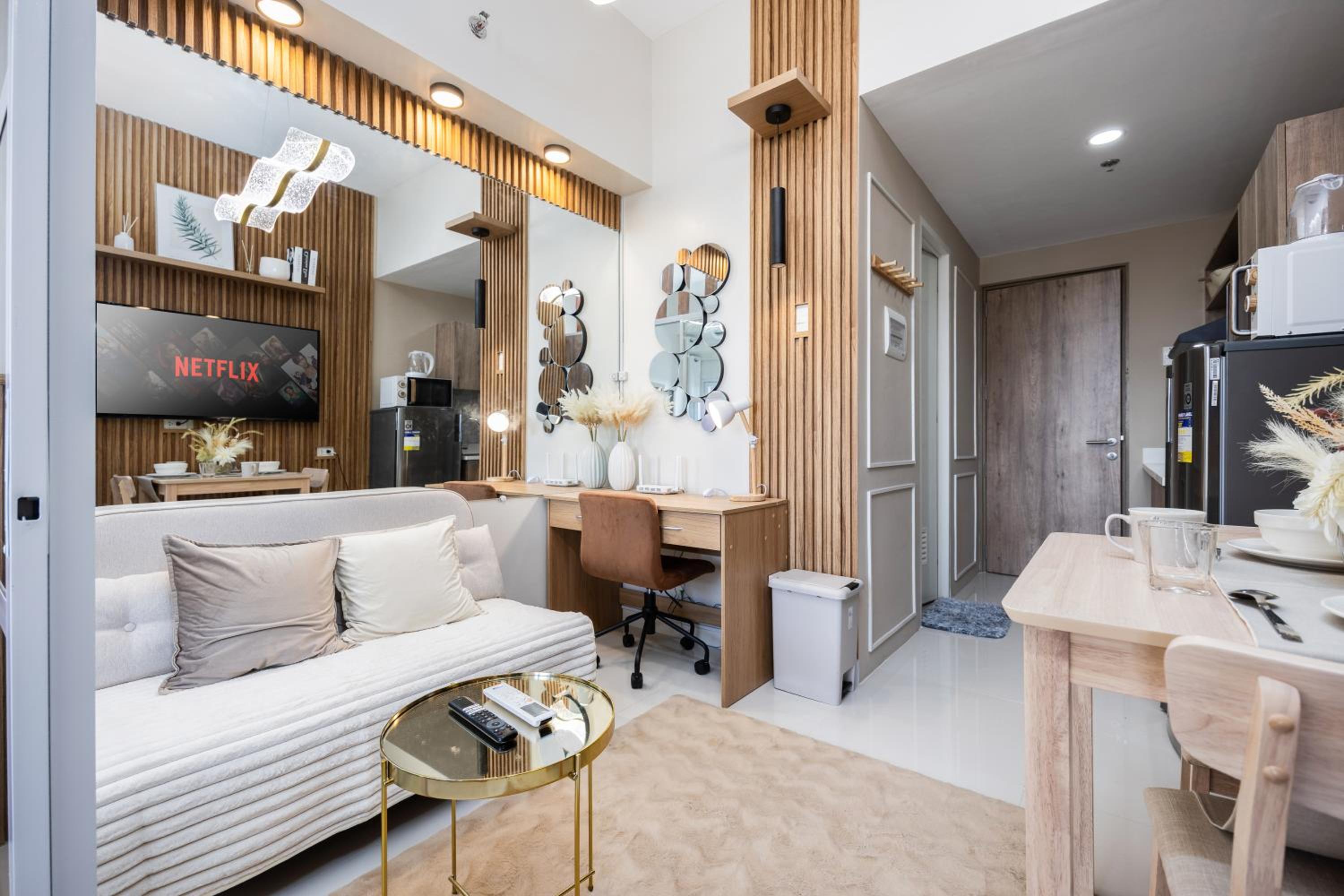 Junior Suite with Balcony photo 2