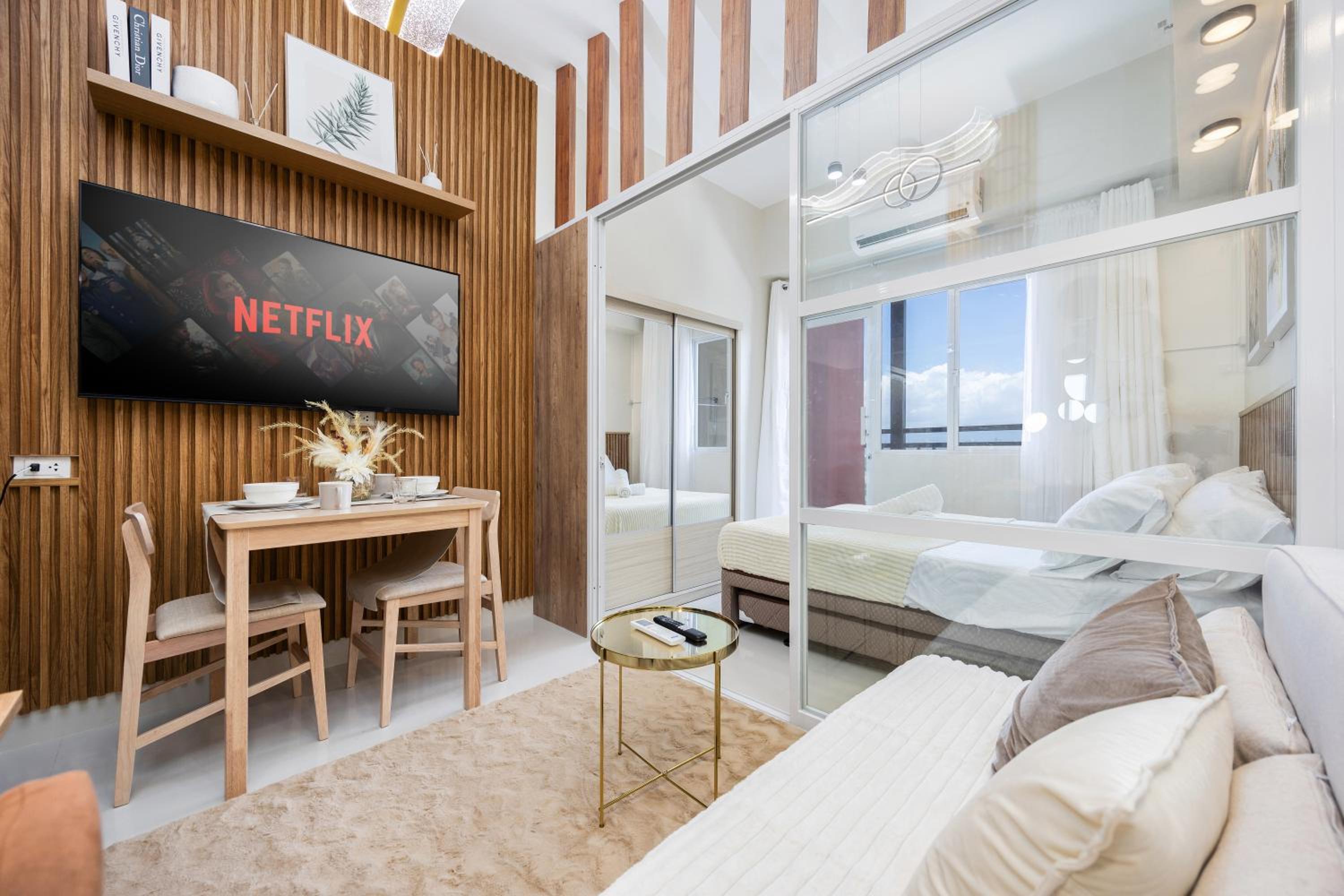 Junior Suite with Balcony photo 3