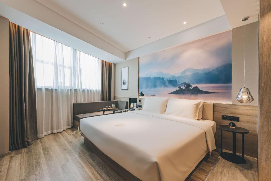 Elegant Double Room - Photo 4