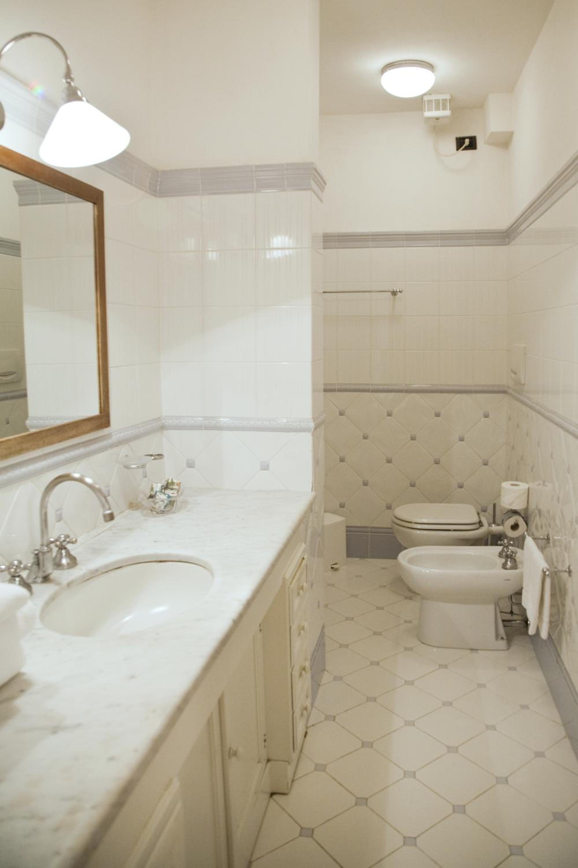 Superior Double Room (1 Adult) - Photo 11