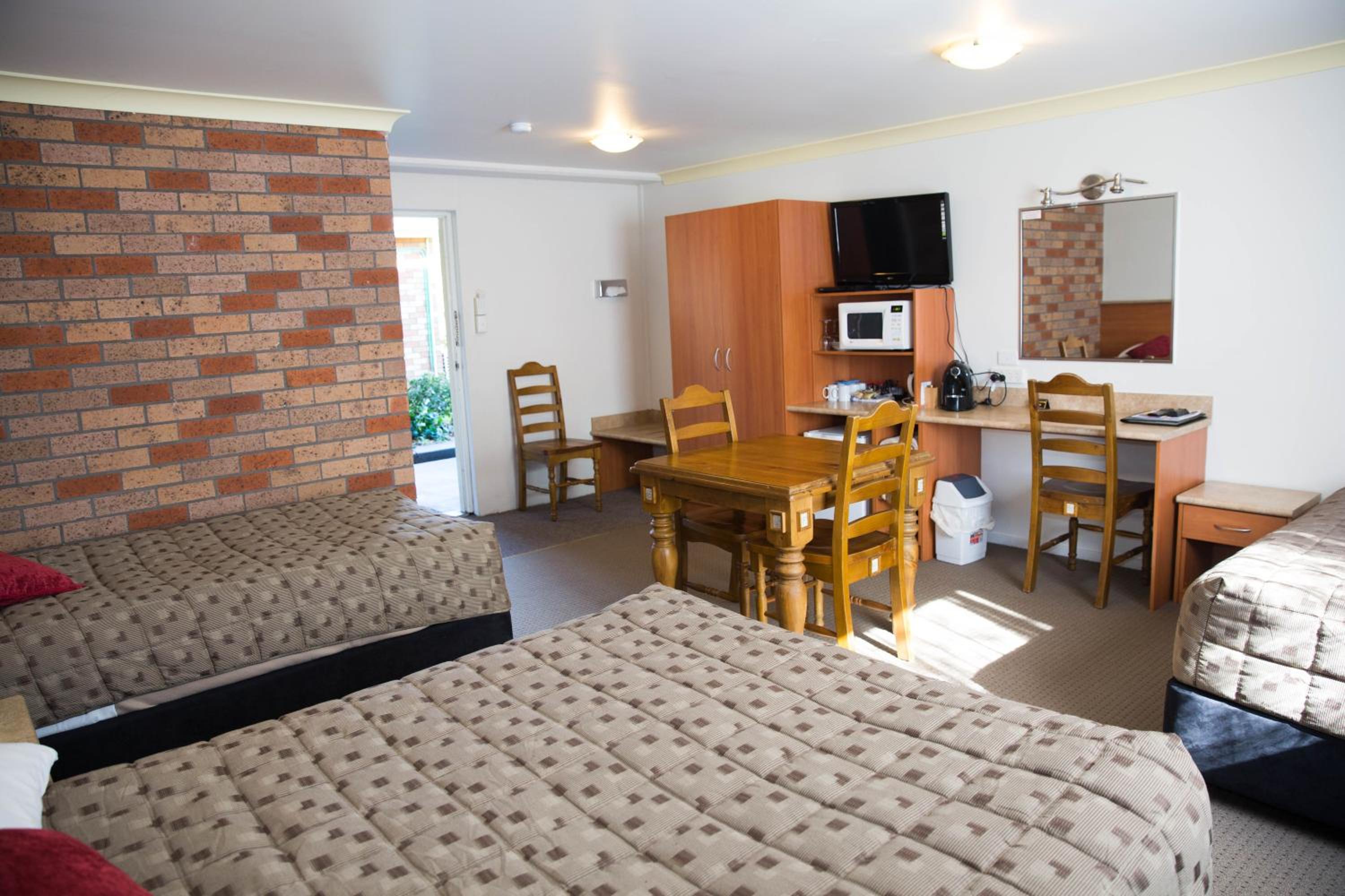 Family Room photo 1