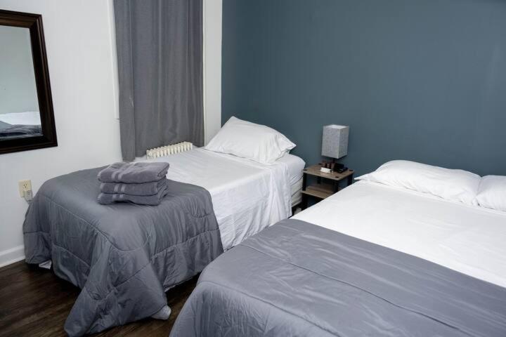 Deluxe Double Room (2 Adults + 1 Child) photo 1