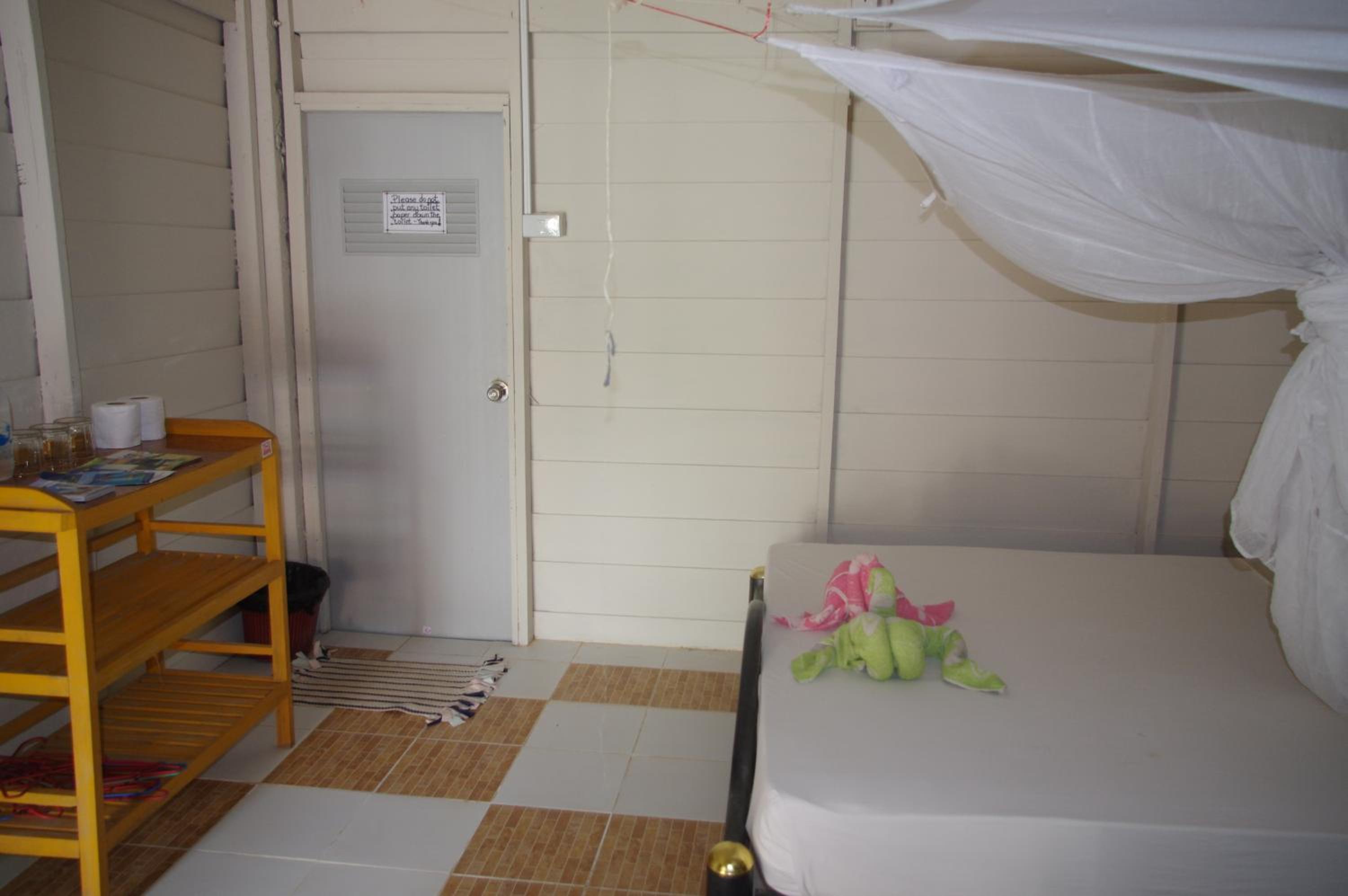 Standard Triple Room with Fan photo 2