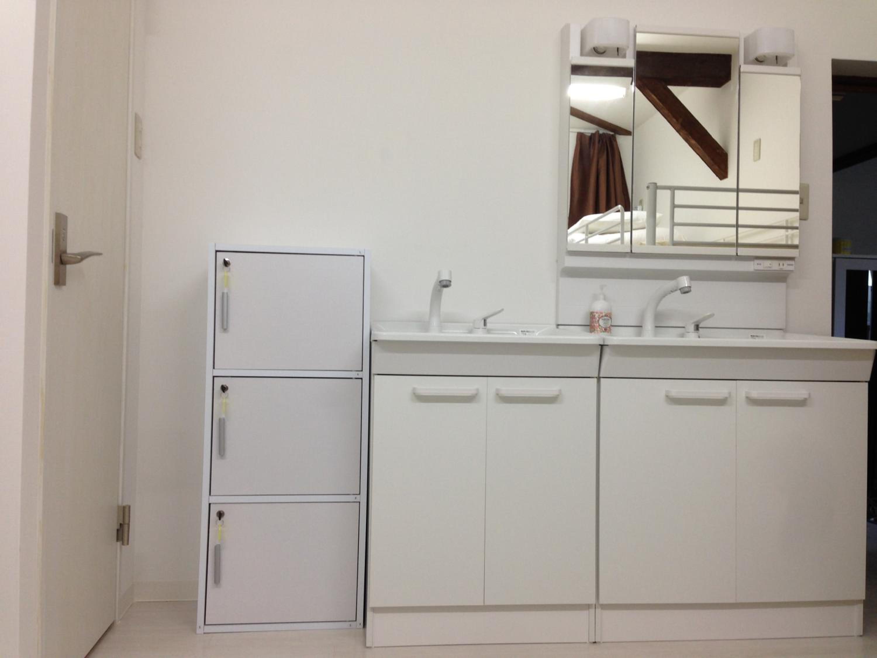 Bunk Bed in Mixed Dormitory Room photo 2