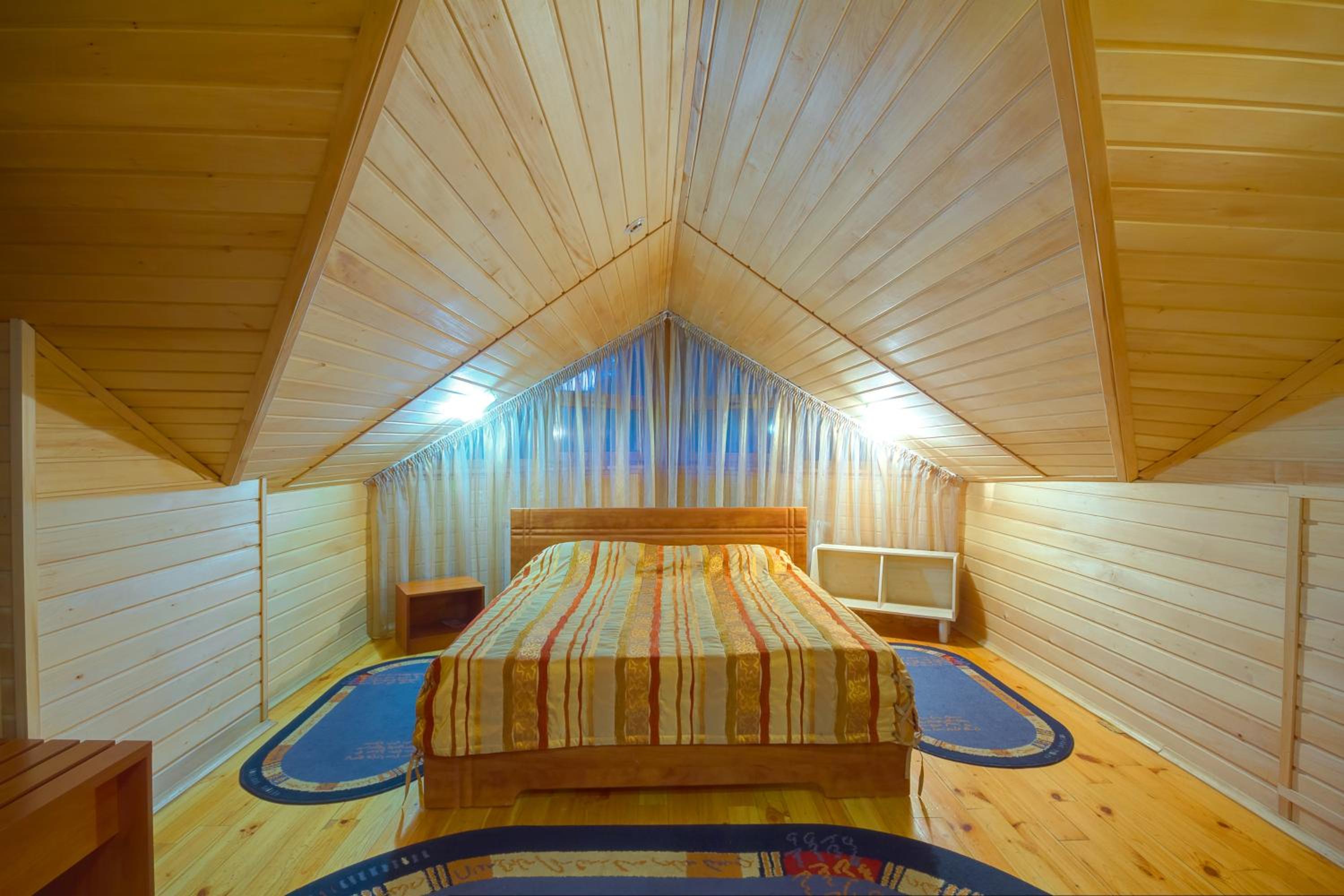 Large Double Room photo 1