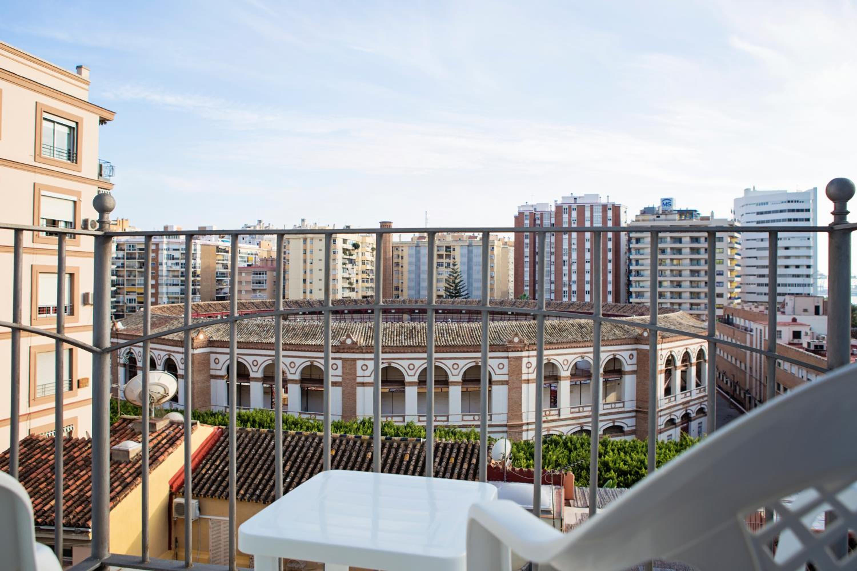 Double Room with Balcony with Views photo 3