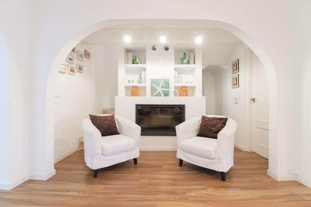 Three-Bedroom Townhouse photo 2