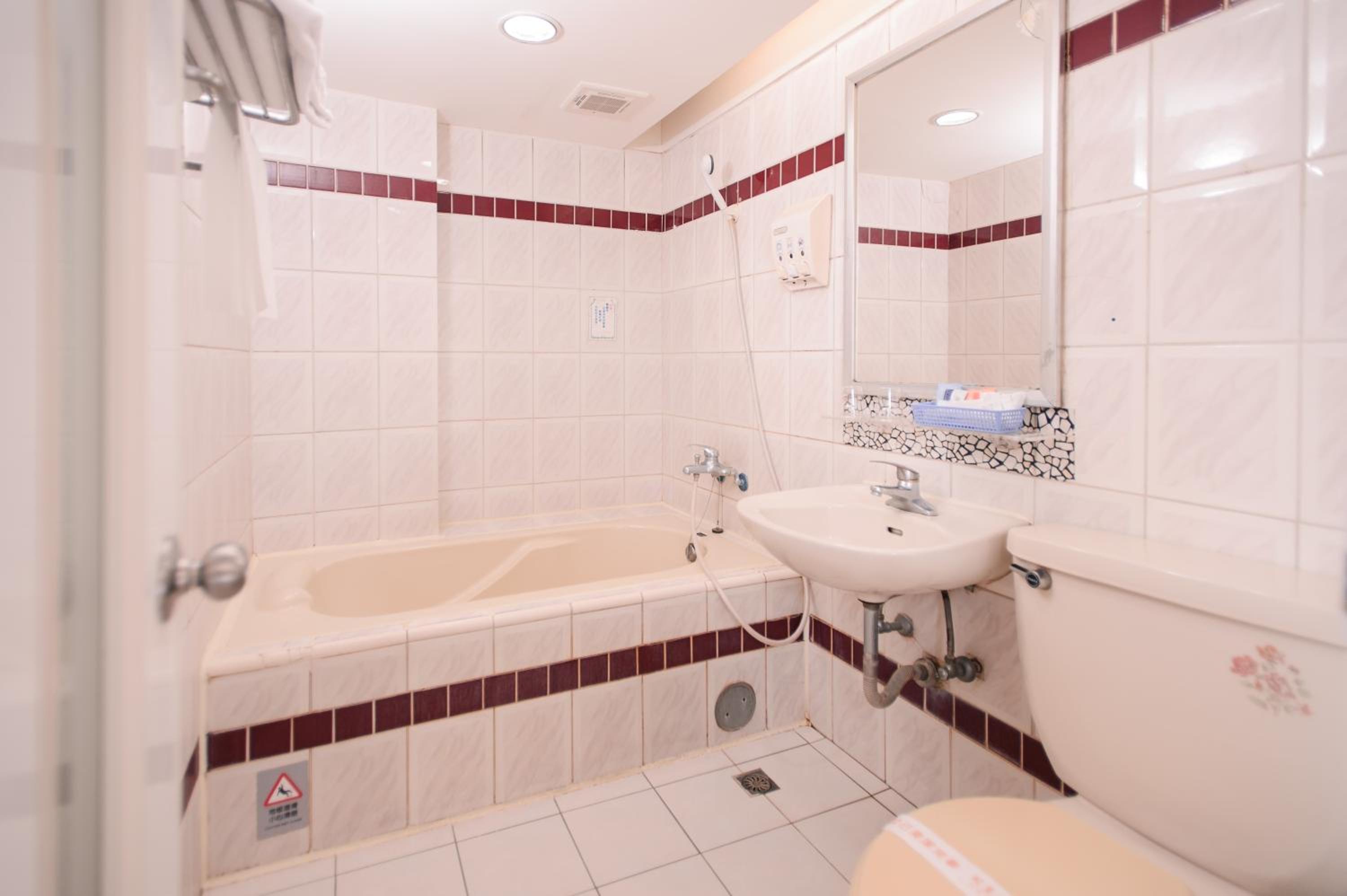 Budget Double Room photo 3