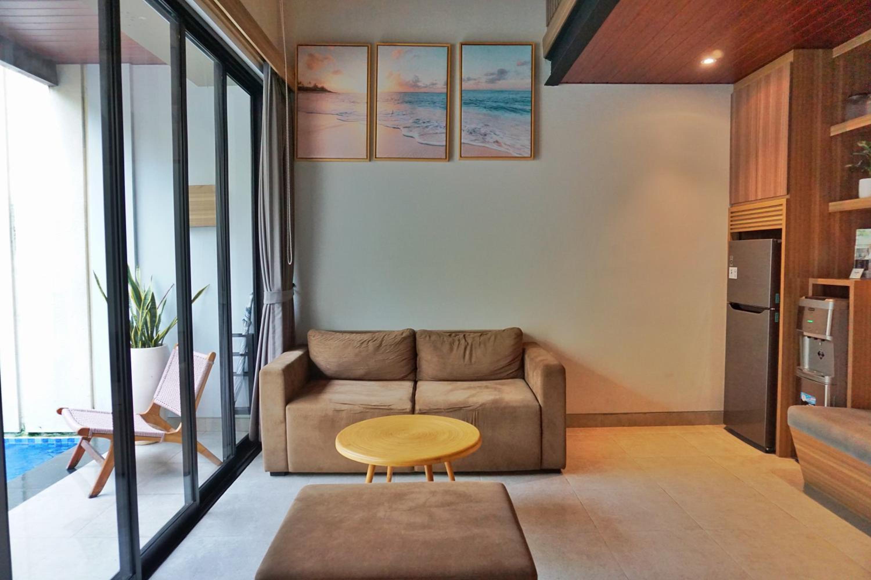 One-Bedroom Premier Apartment