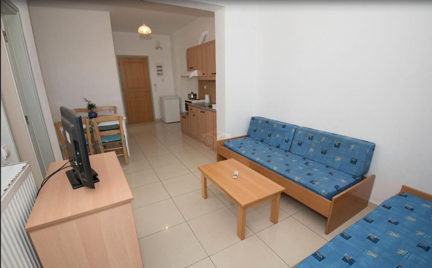 Family Apartment - Photo 9
