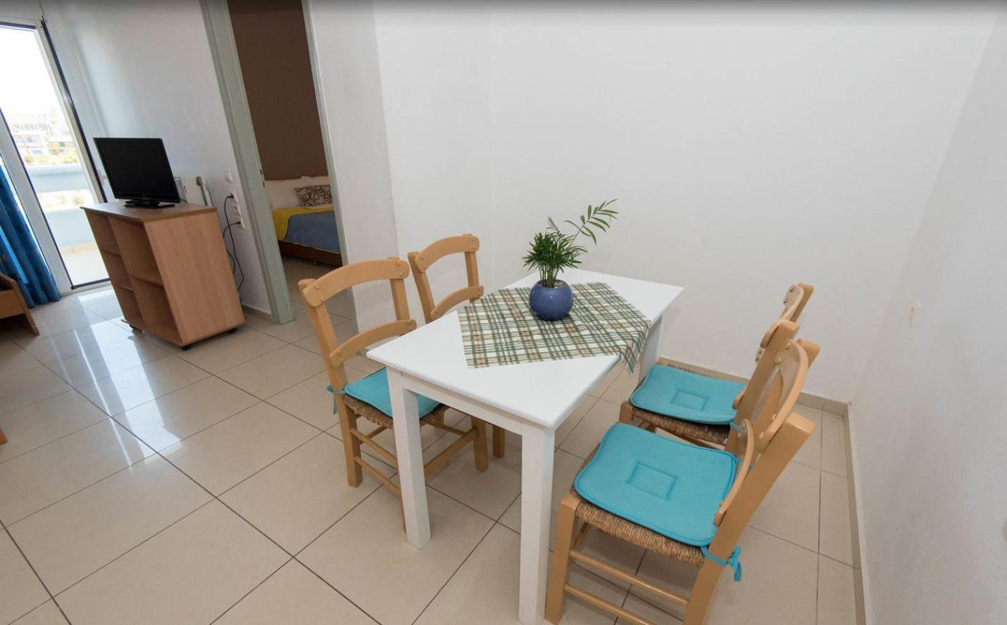 Family Apartment - Photo 13