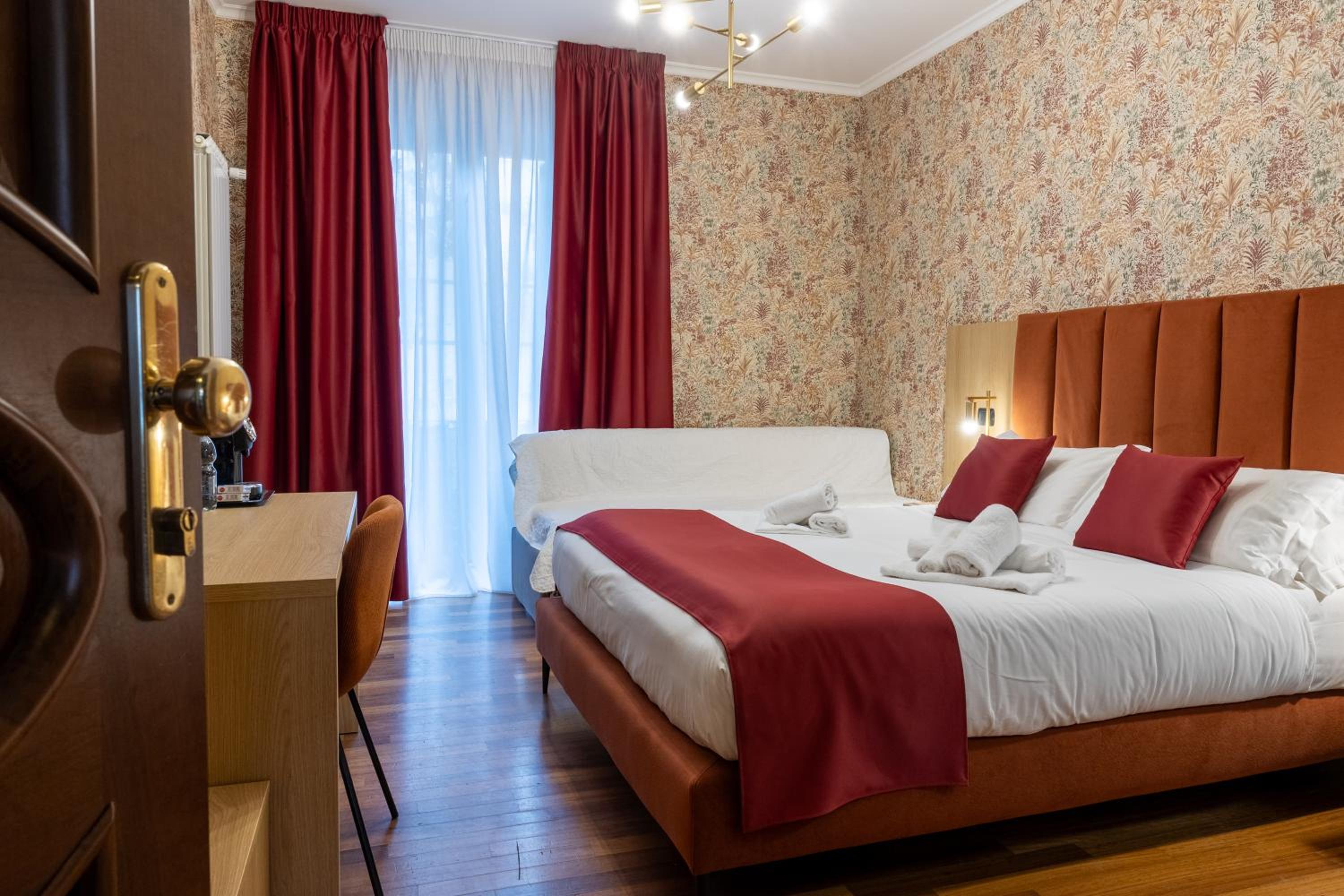 Superior Suite photo 2