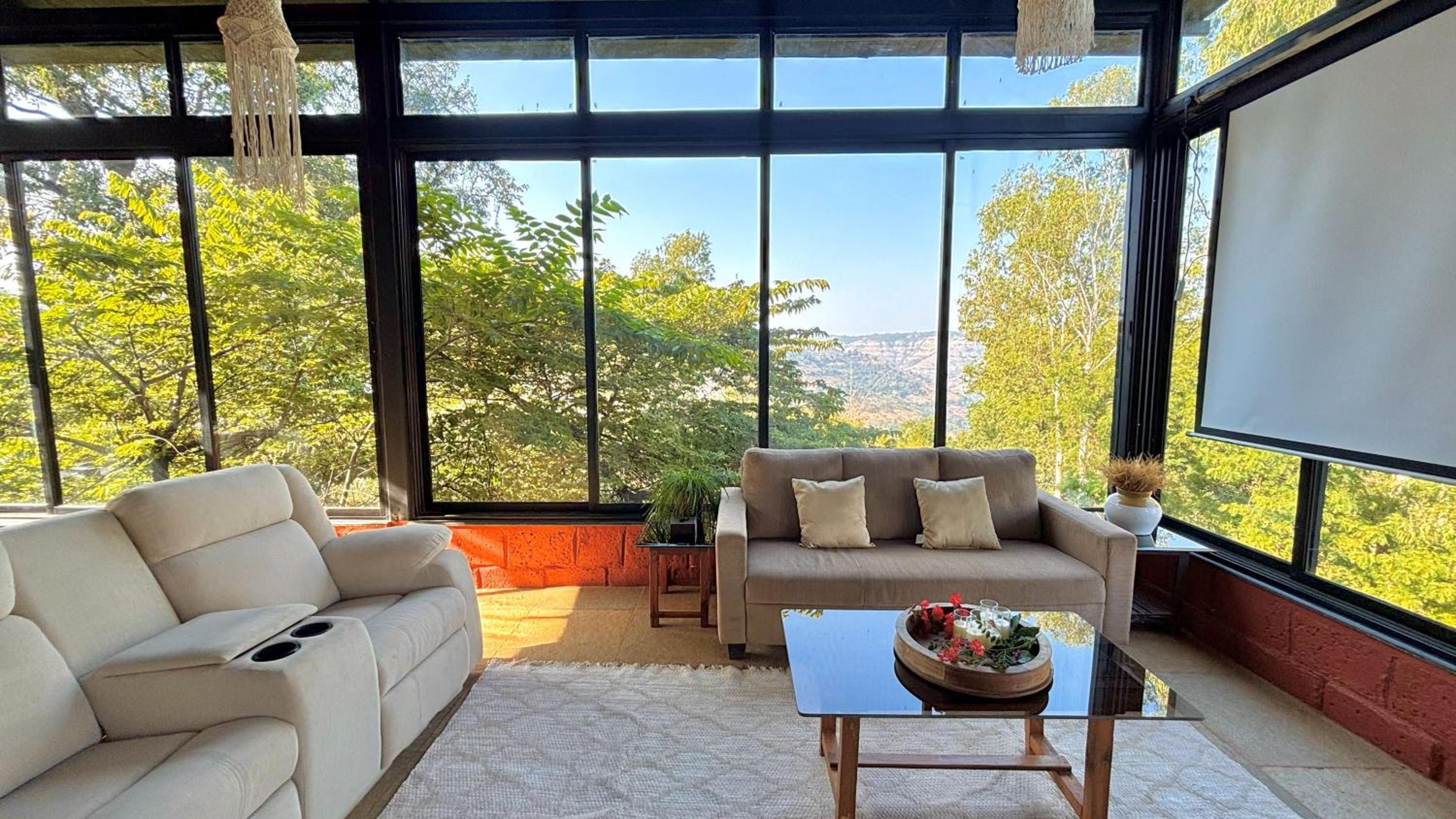 Suite with Lake View photo 1