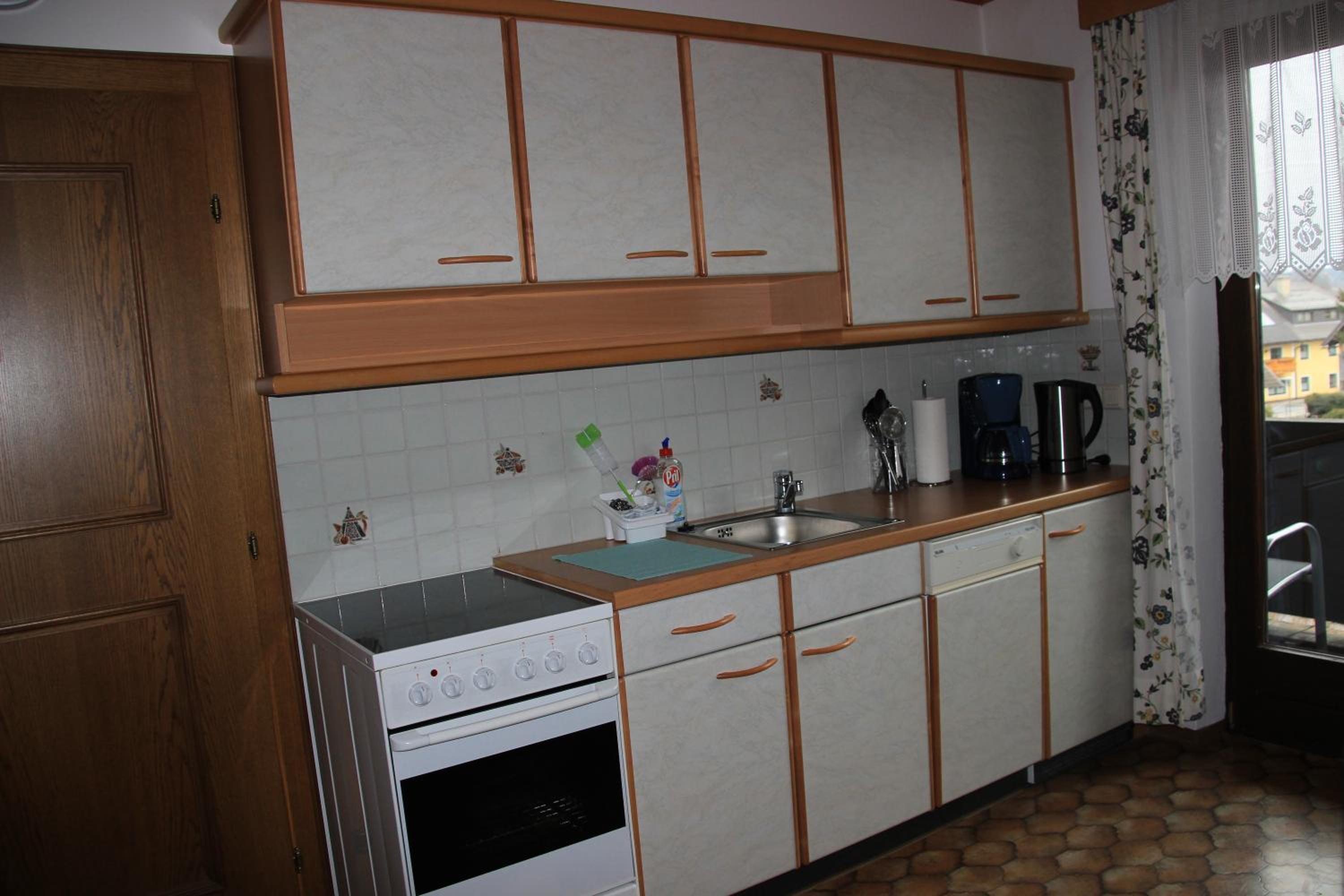 One-Bedroom Apartment photo 3