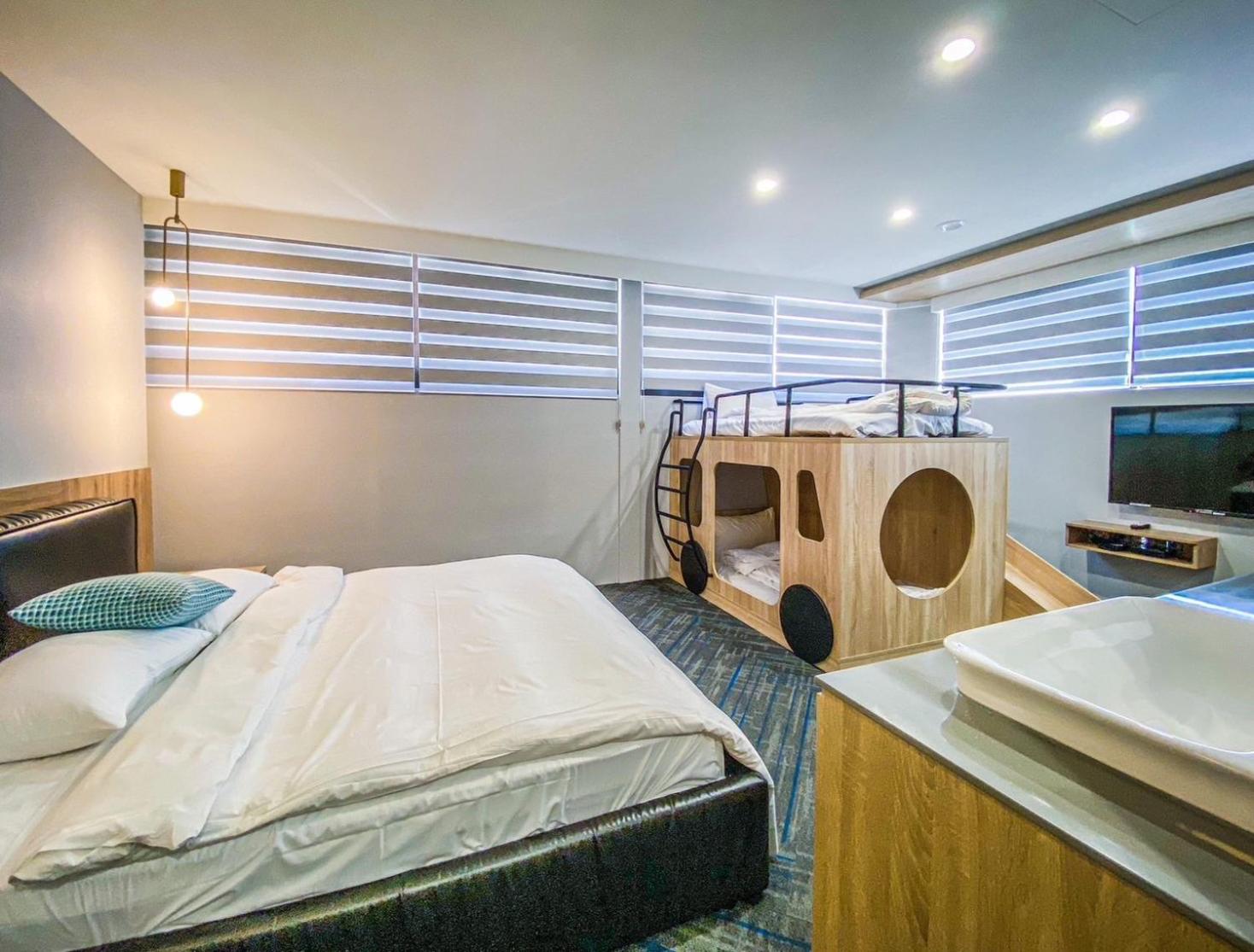 Quadruple Room with Shower