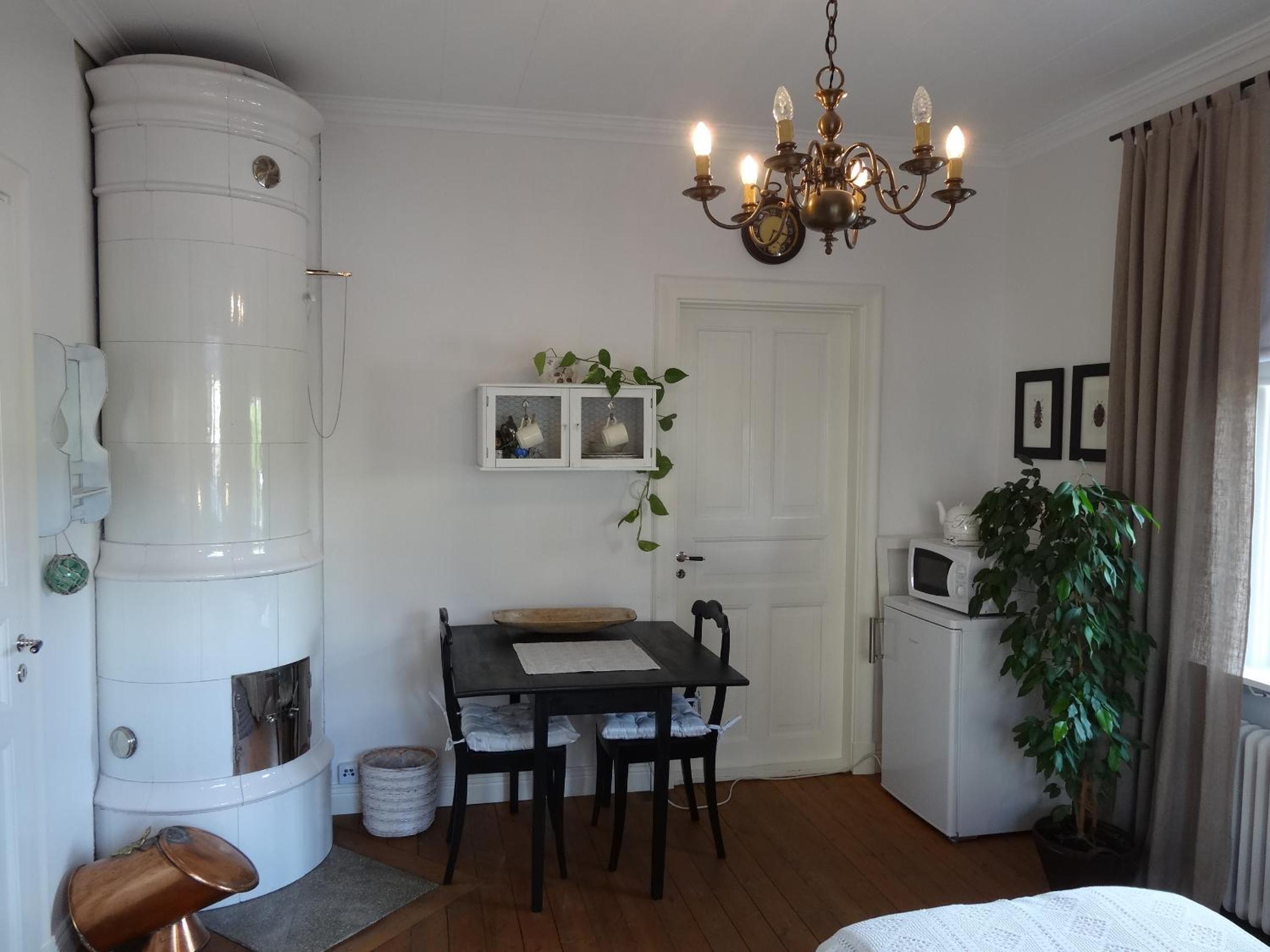 Twin Room with Private Bathroom photo 3