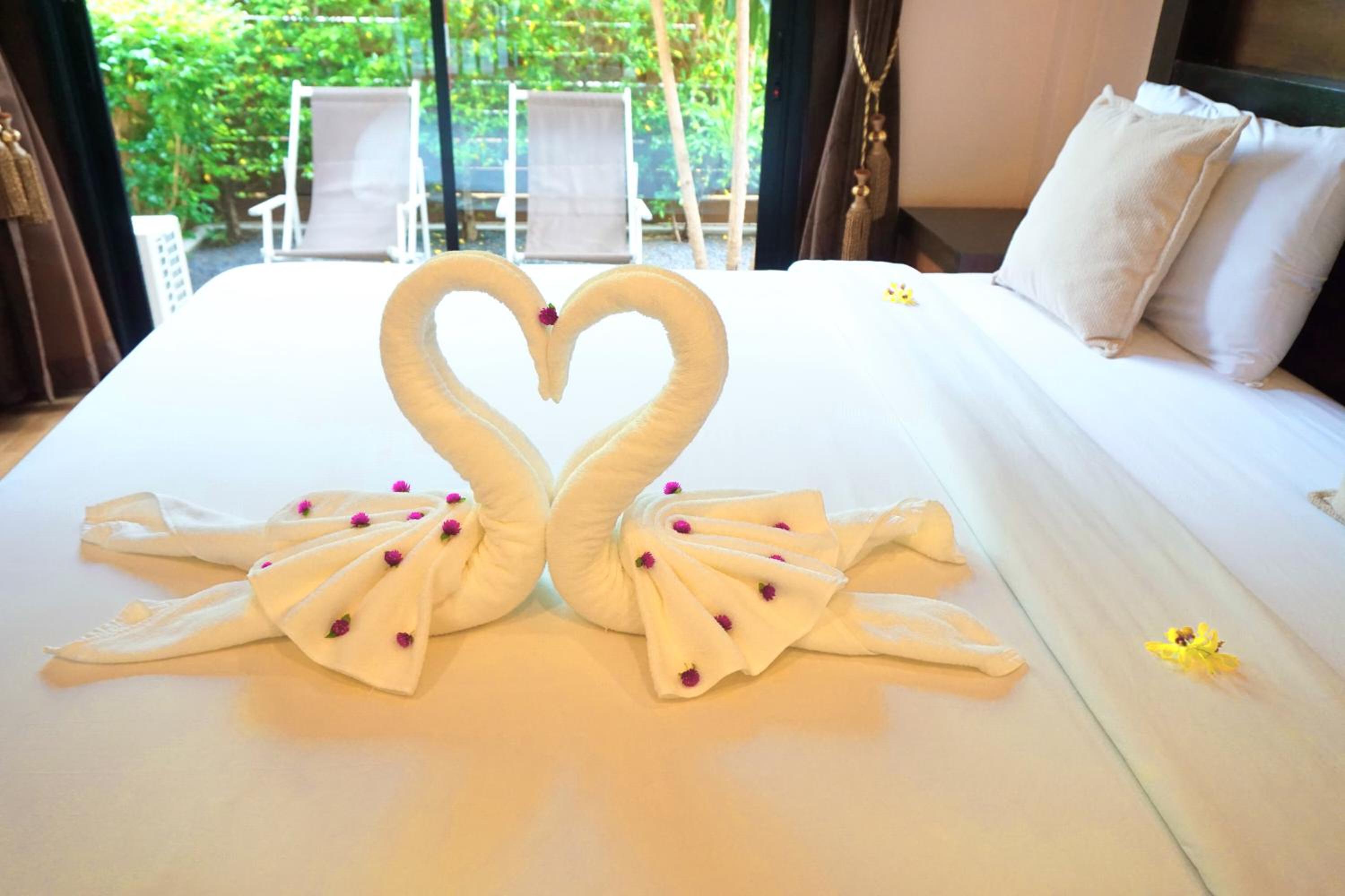 Deluxe Double Room - Photo 10