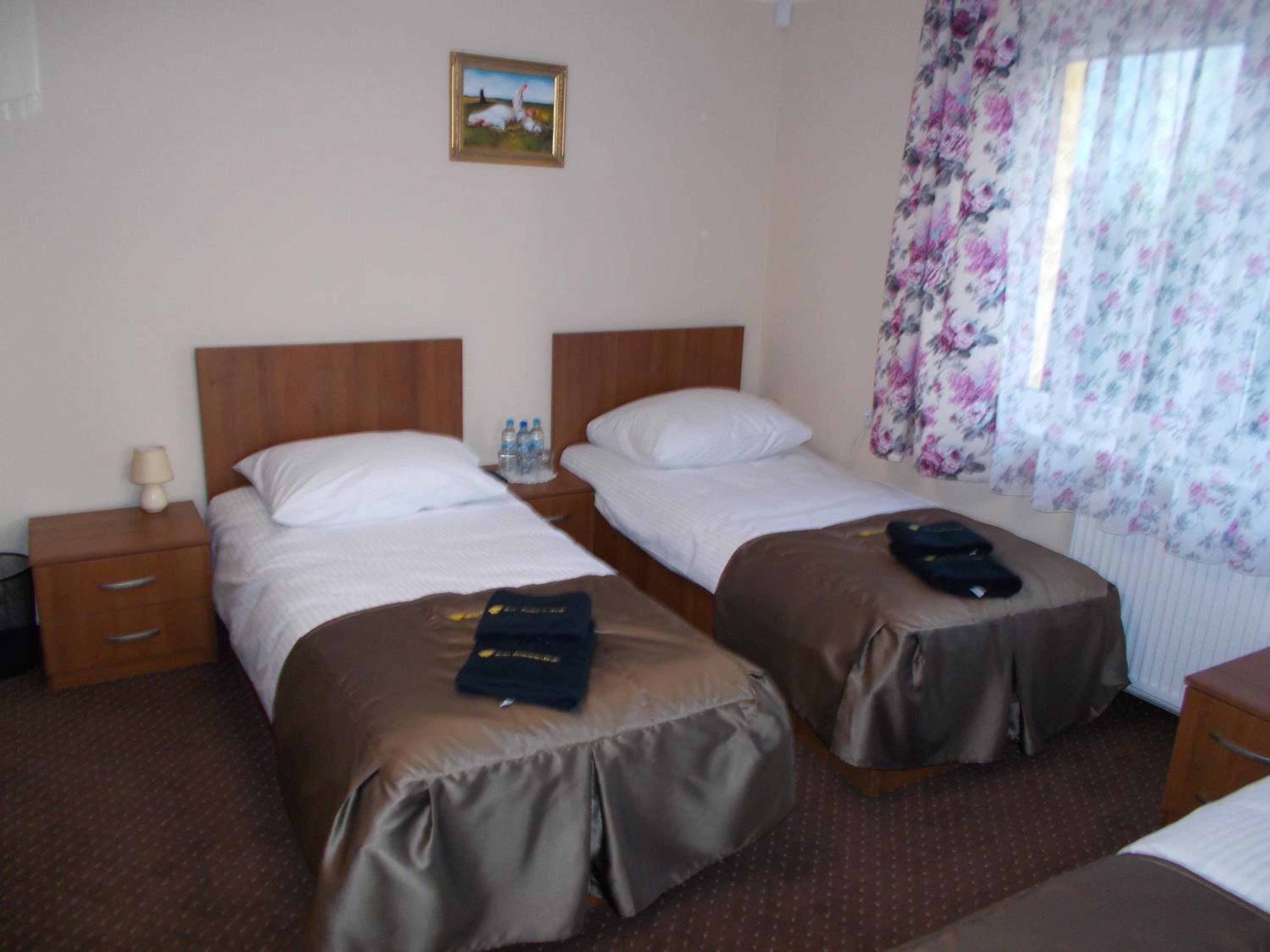 Triple Room with Private Bathroom photo 1