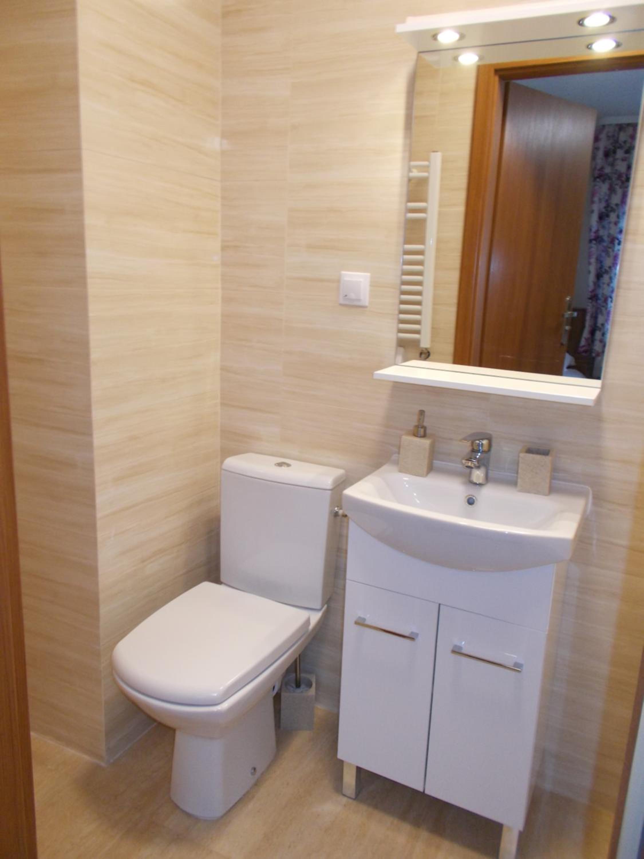 Triple Room with Private Bathroom photo 2
