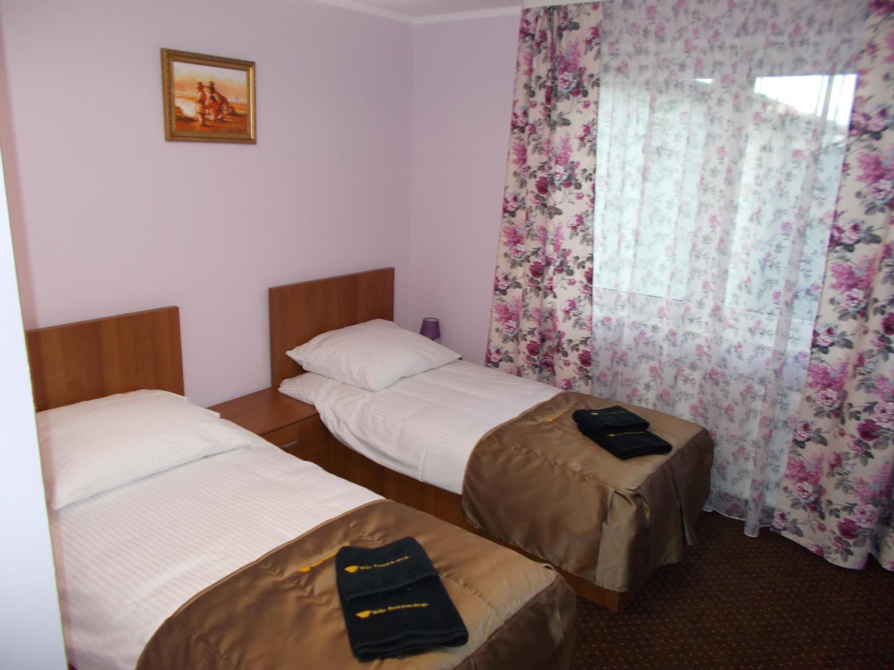 Standard Twin Room photo 1