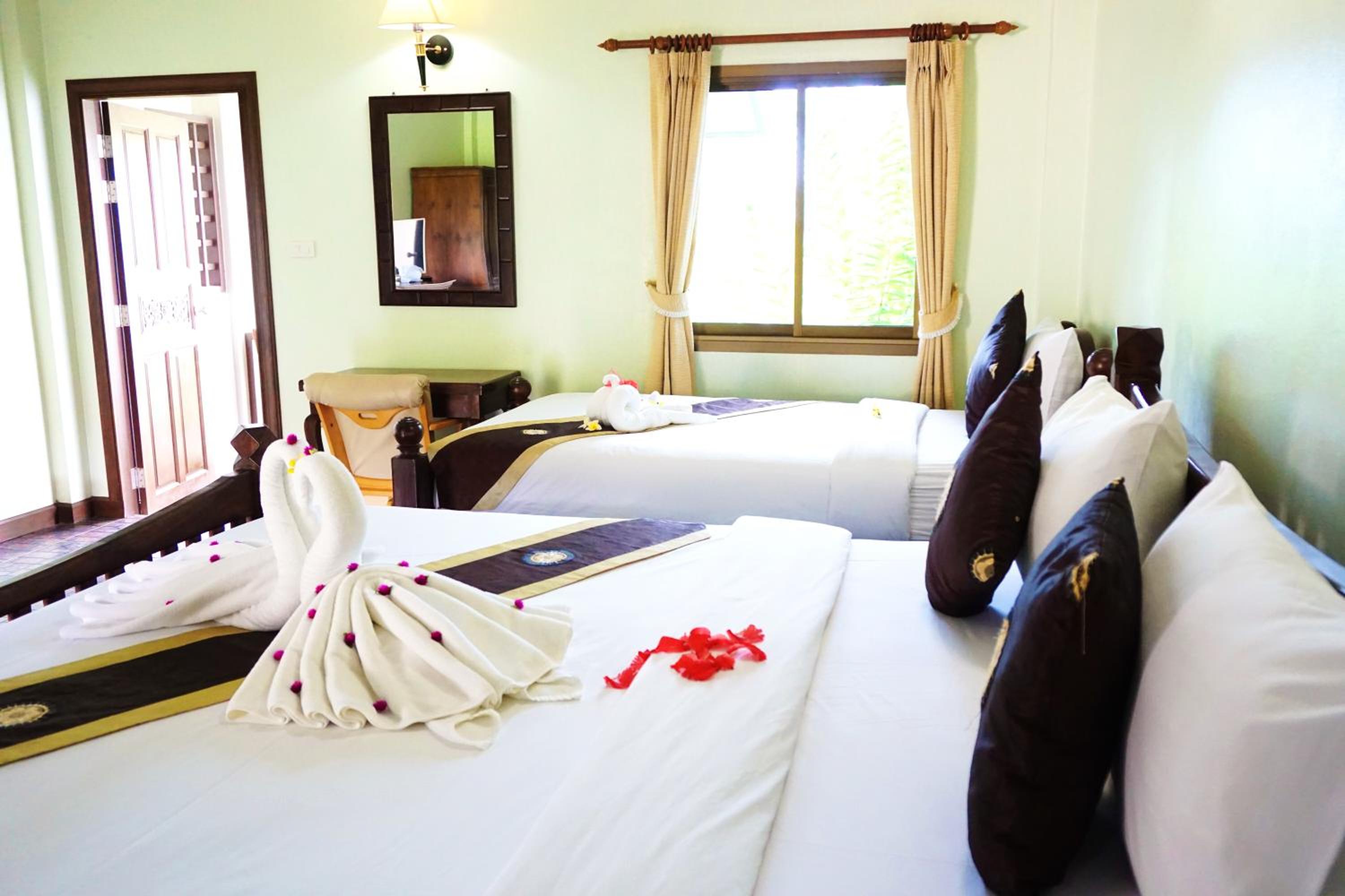 Triple Room - Photo 16