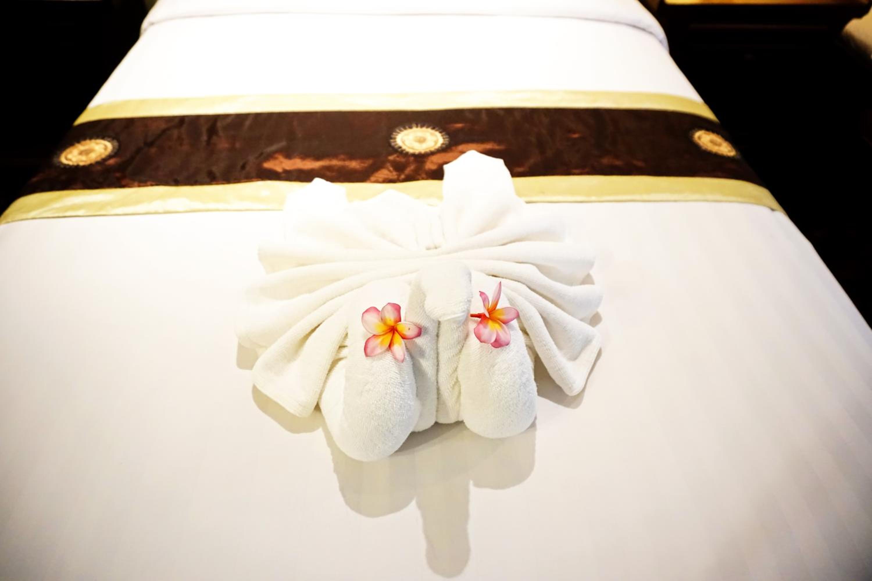 Deluxe Double Room with Sea View - Photo 8