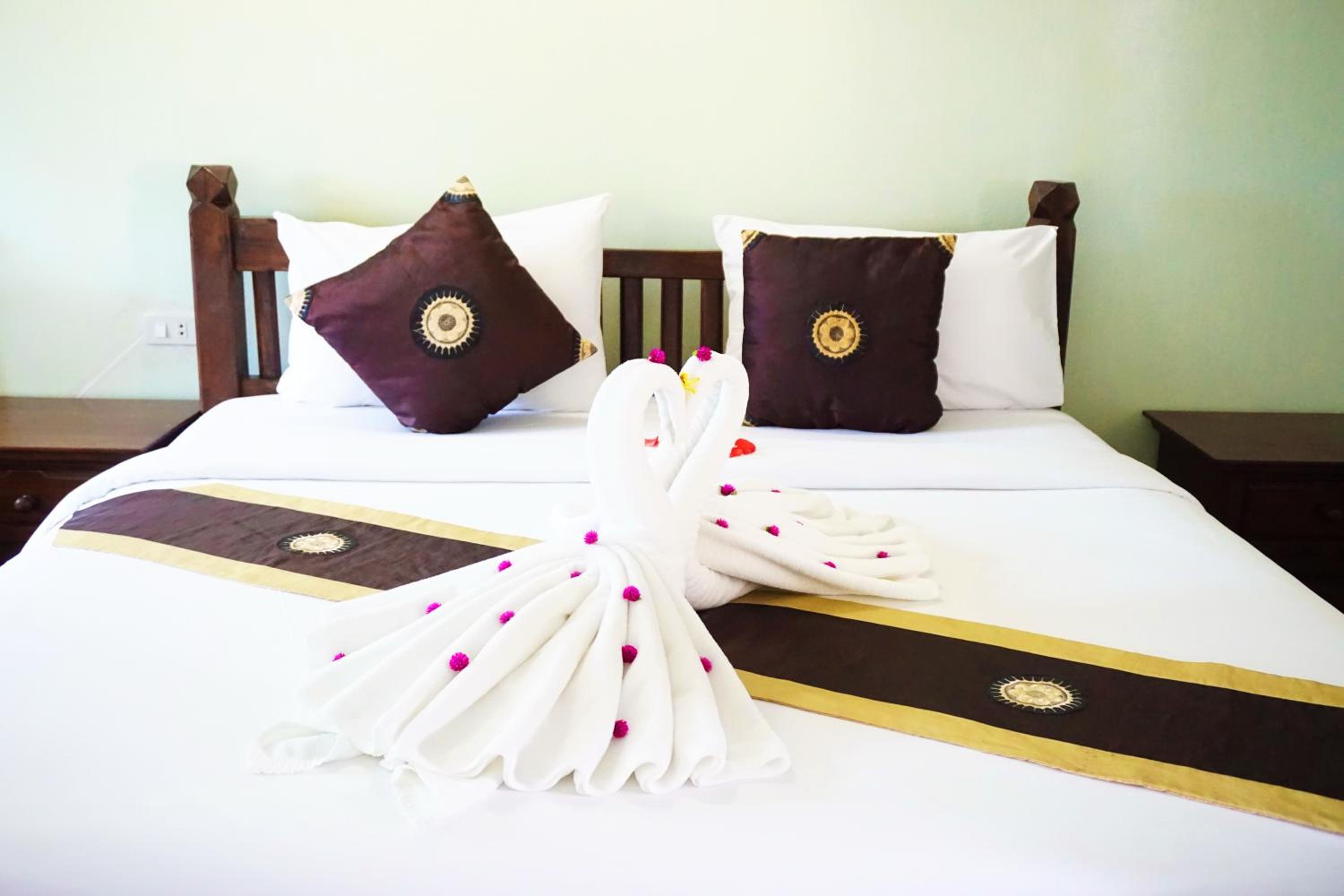 Standard Double Room - Photo 15