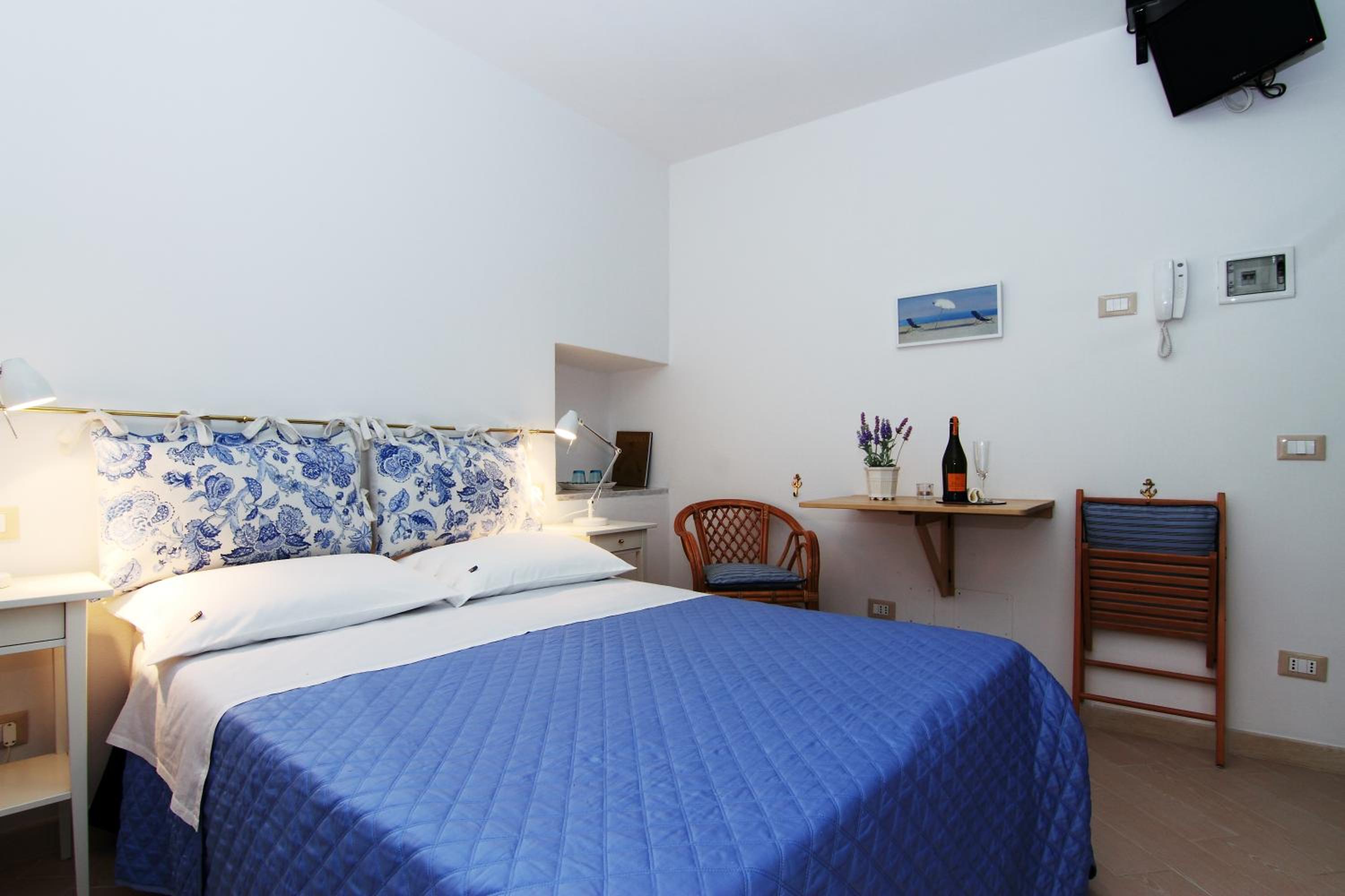 Double Room with Balcony photo 1