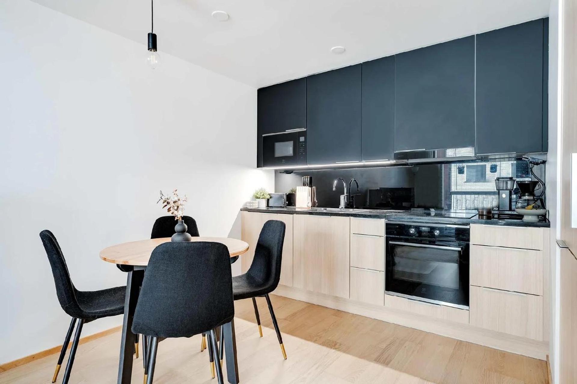 One-Bedroom Family Apartment