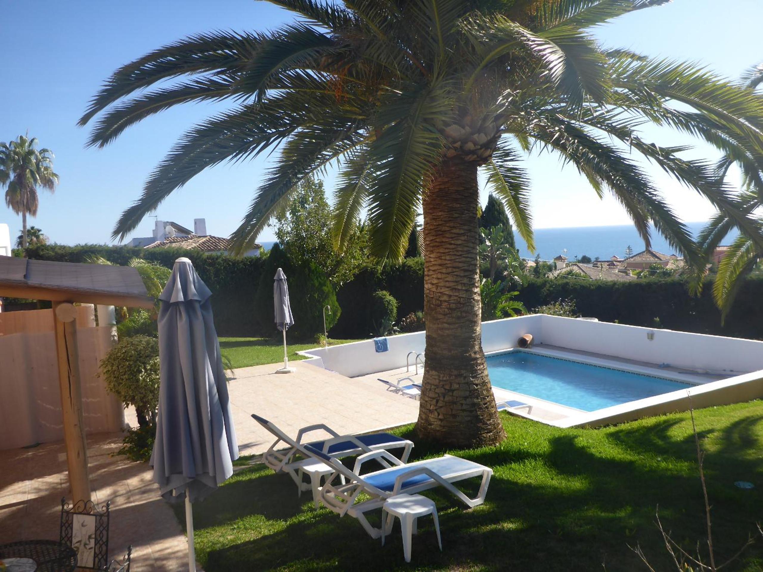 2 Bedroom Apartment with Sea View - Photo 12
