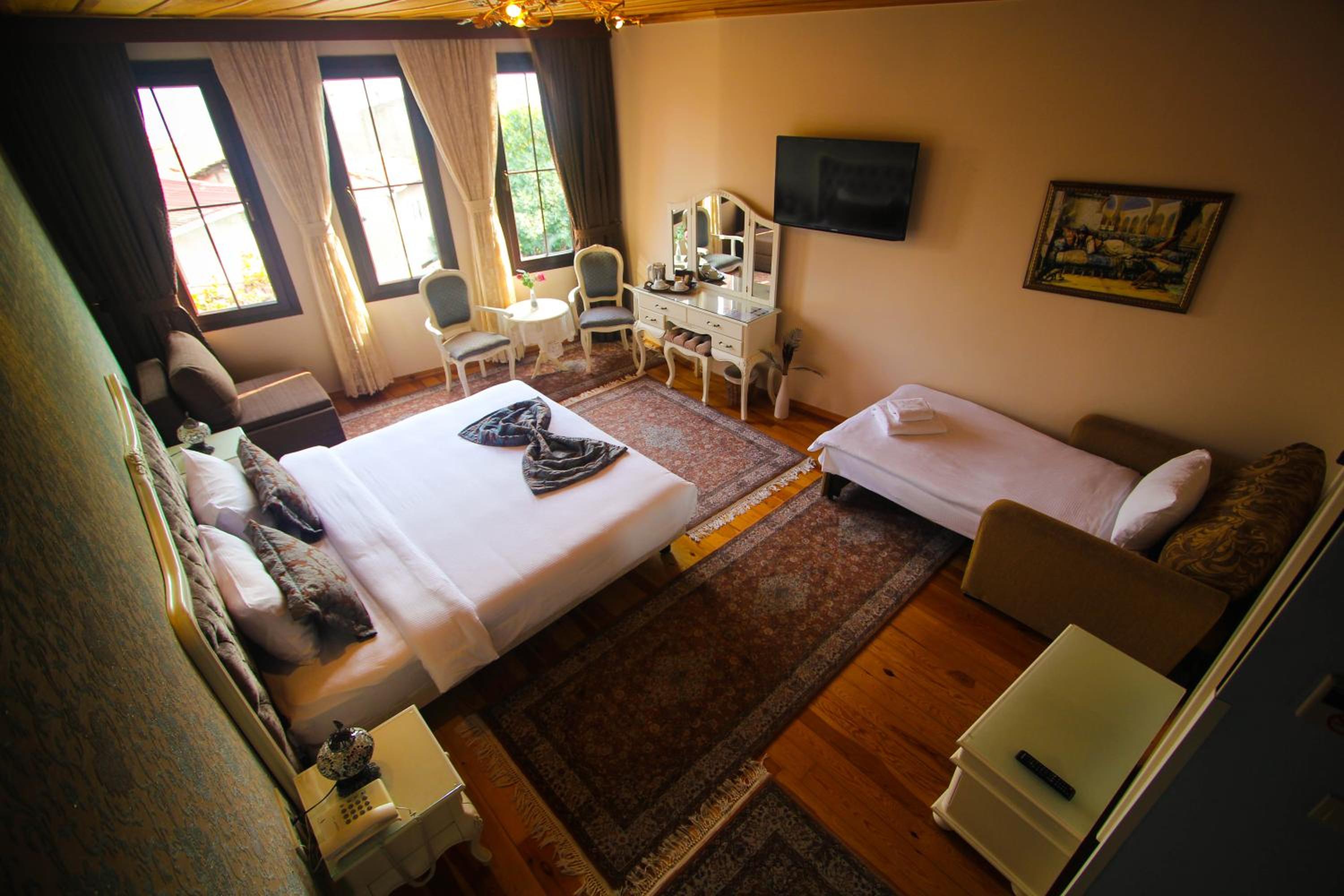 Triple Room photo 2