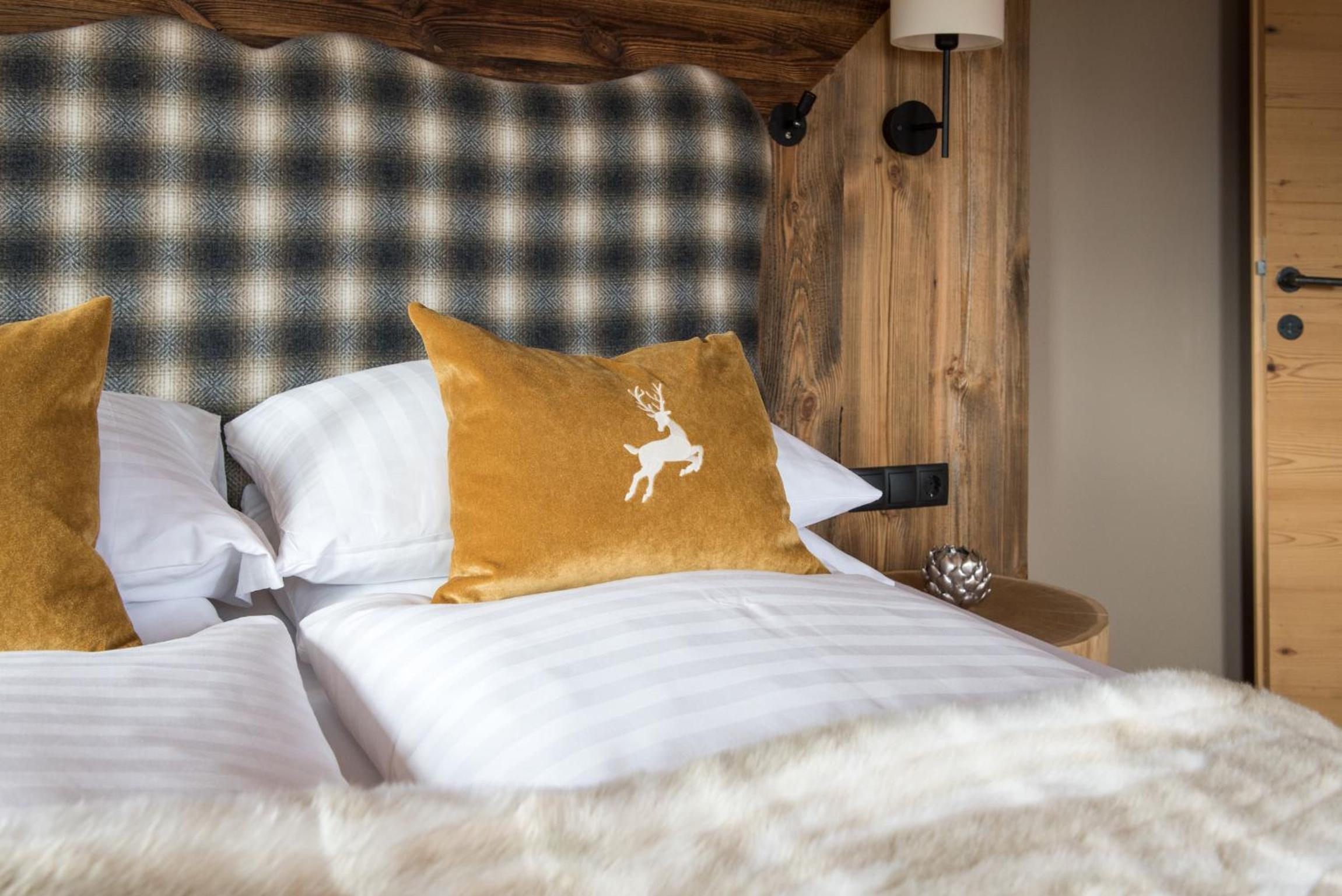 Standard Double Room (1 Adult) - Photo 2