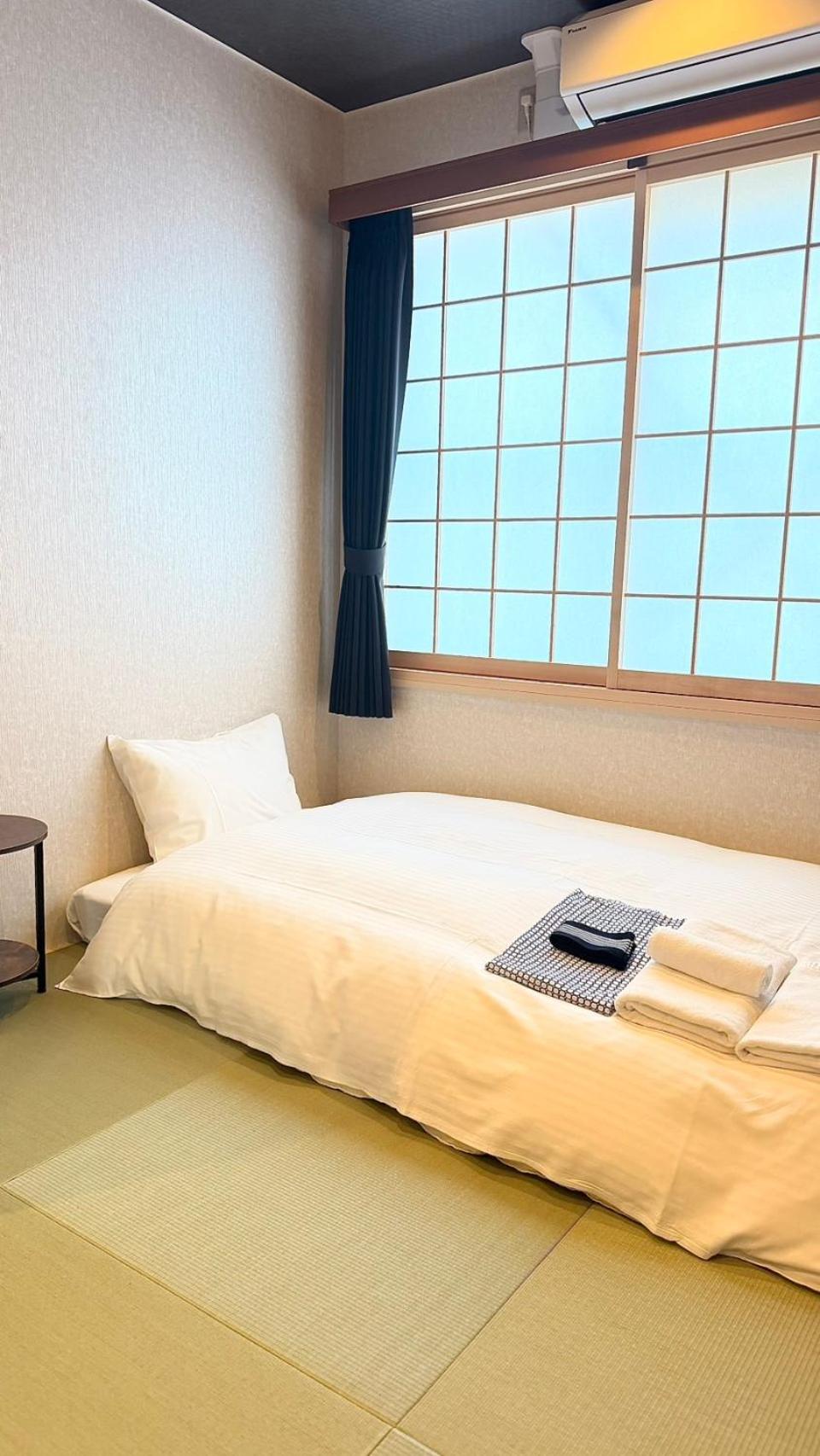 Single Room with Shower photo 2