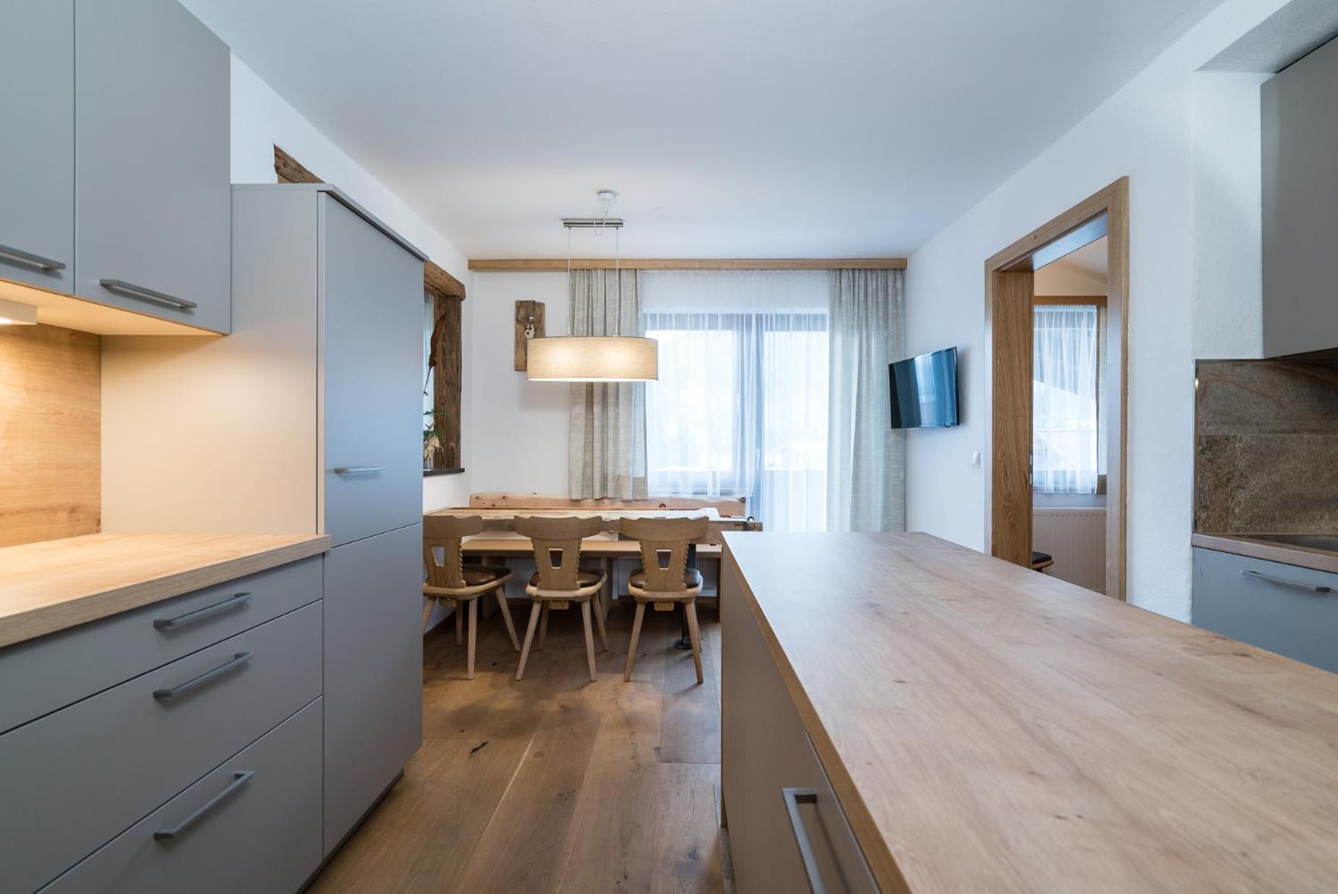 Studio Apartment photo 2