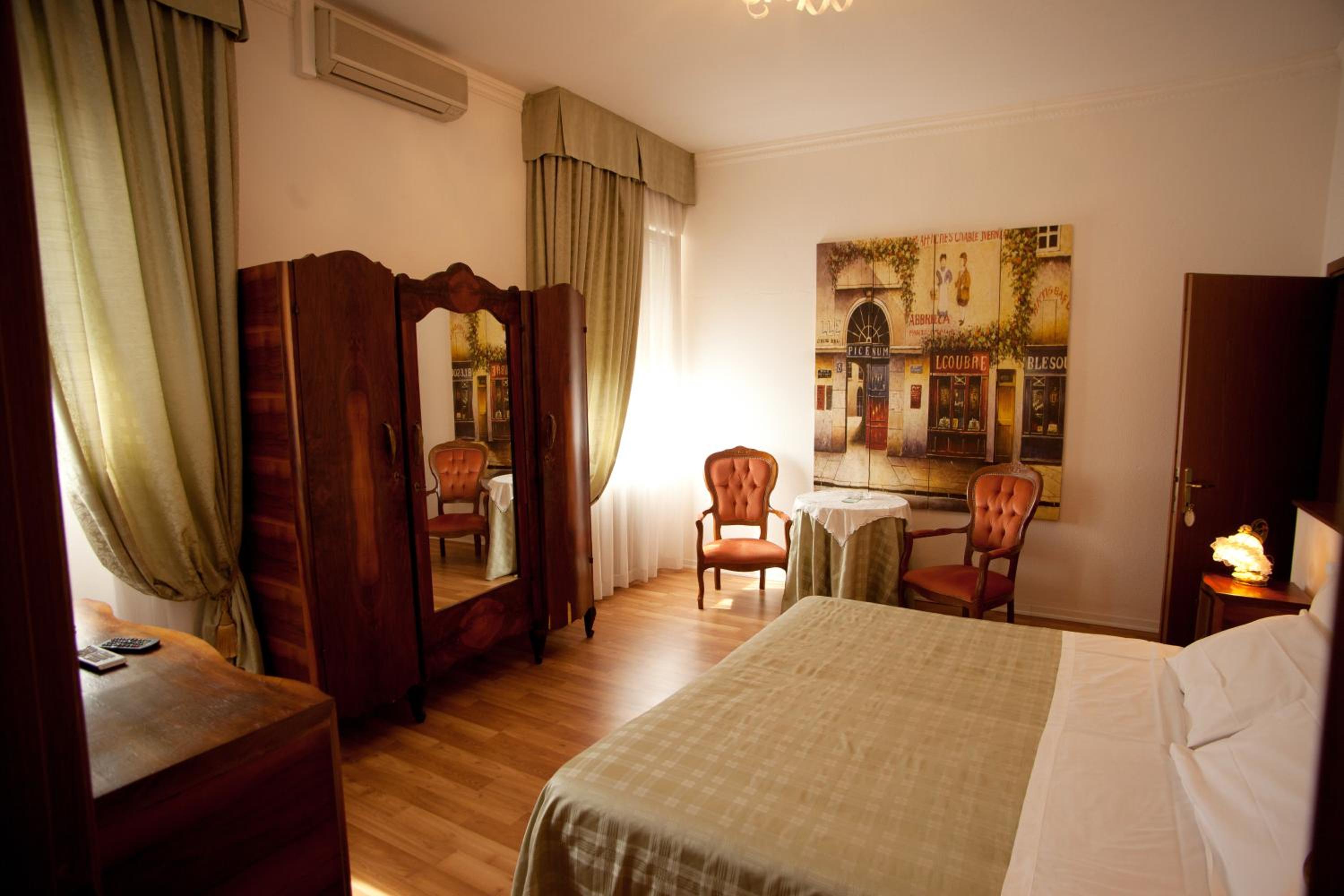 Suite photo 3